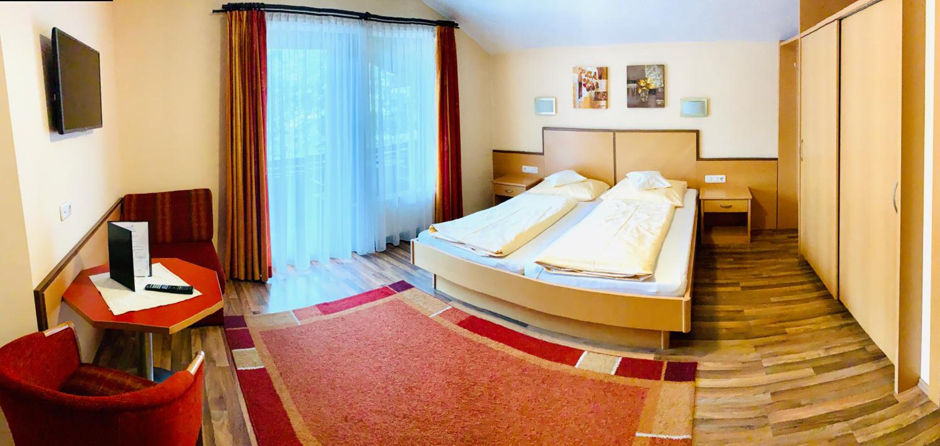 Double Room with Balcony (2 Adults + 1 Child)