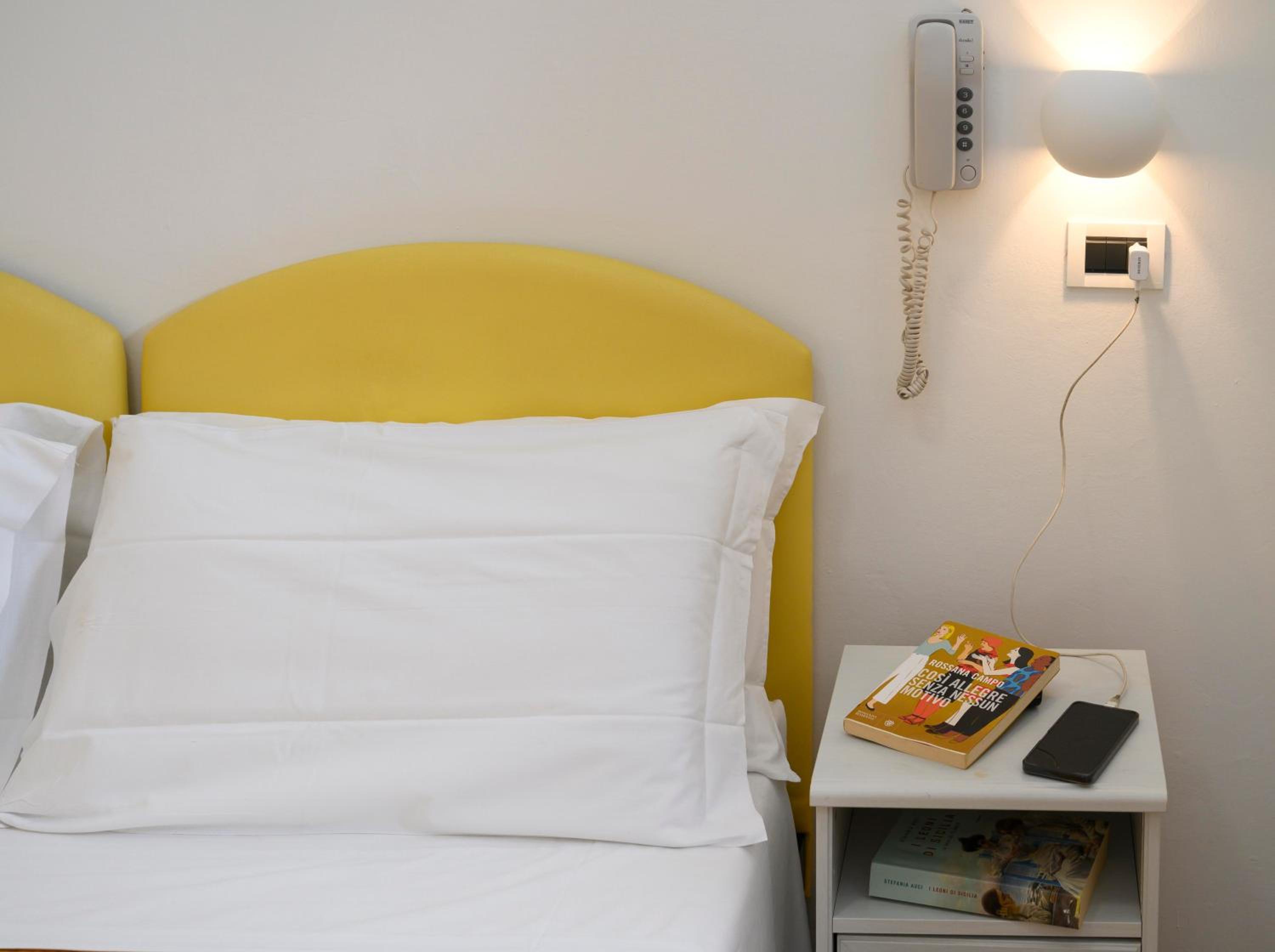Double or Twin Room with Balcony photo 3