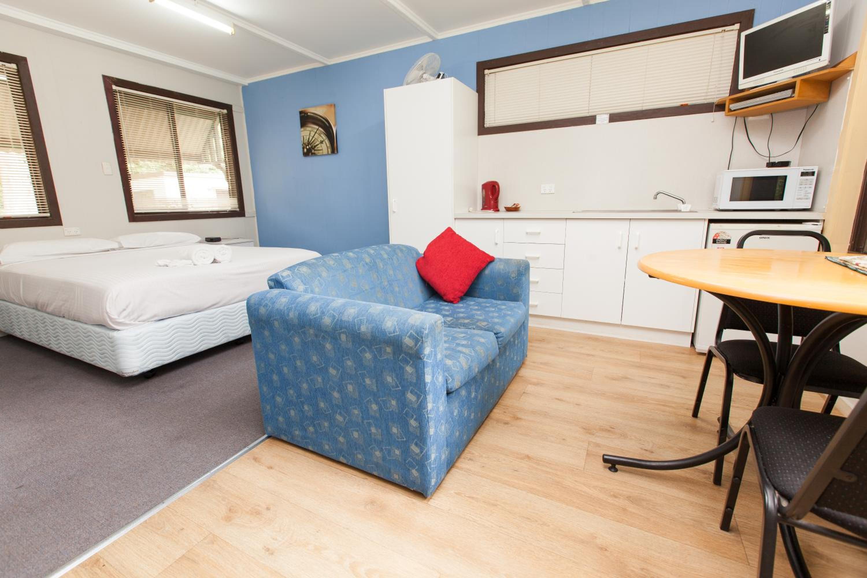Studio 3 photo 3
