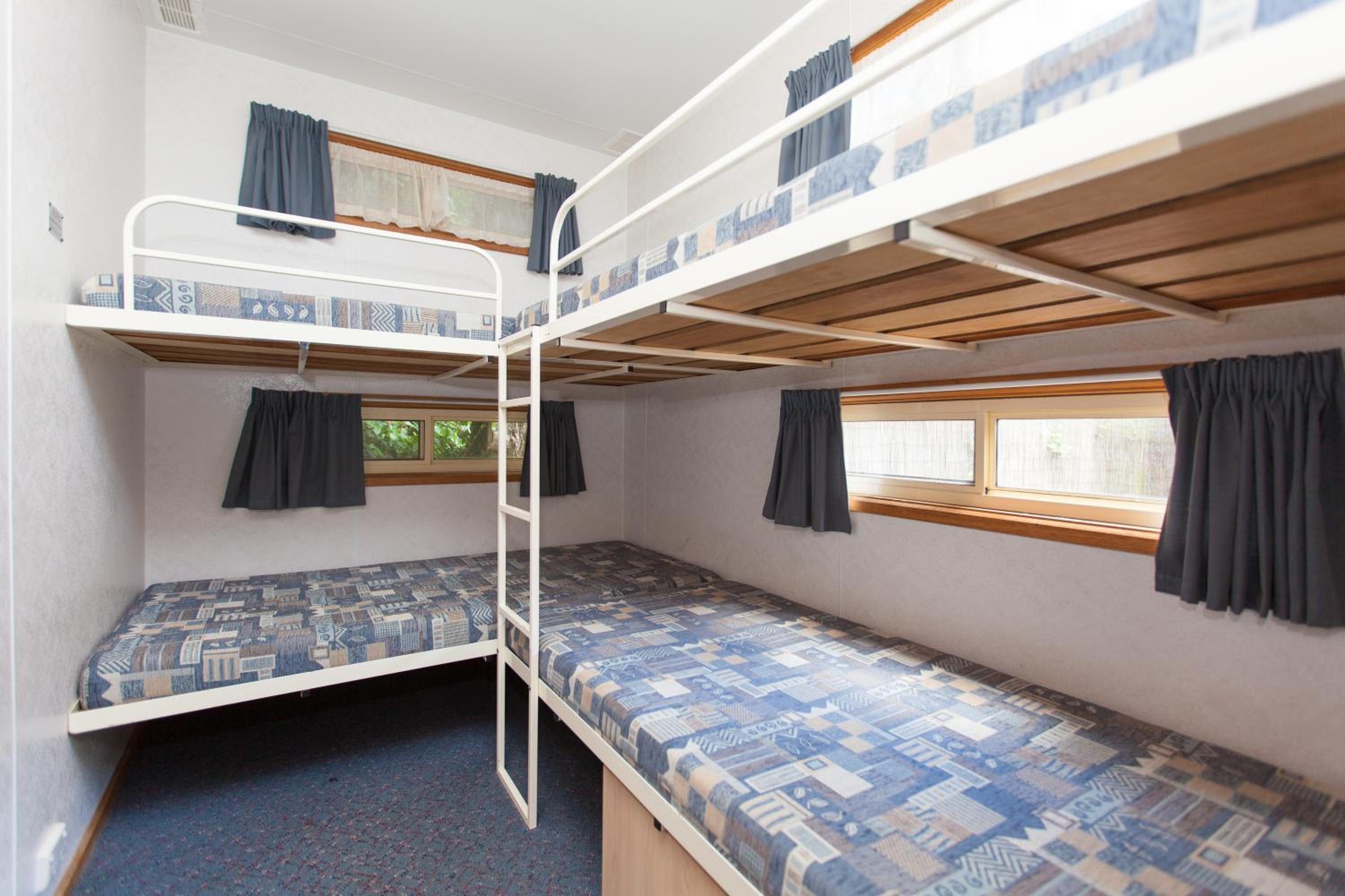 Family Cabin (2 Bedroom) photo 1