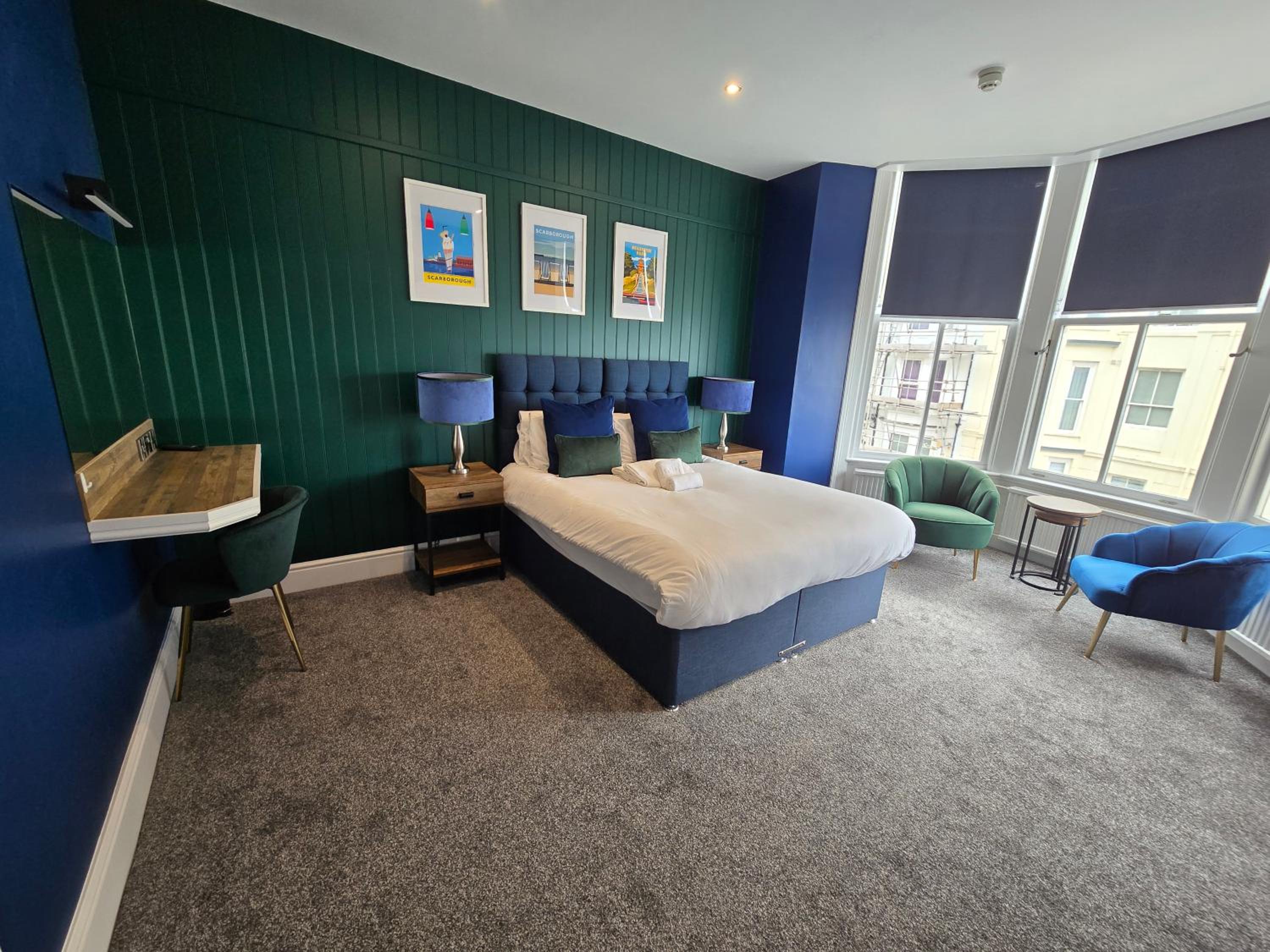 Deluxe Suite with Sea View photo 1