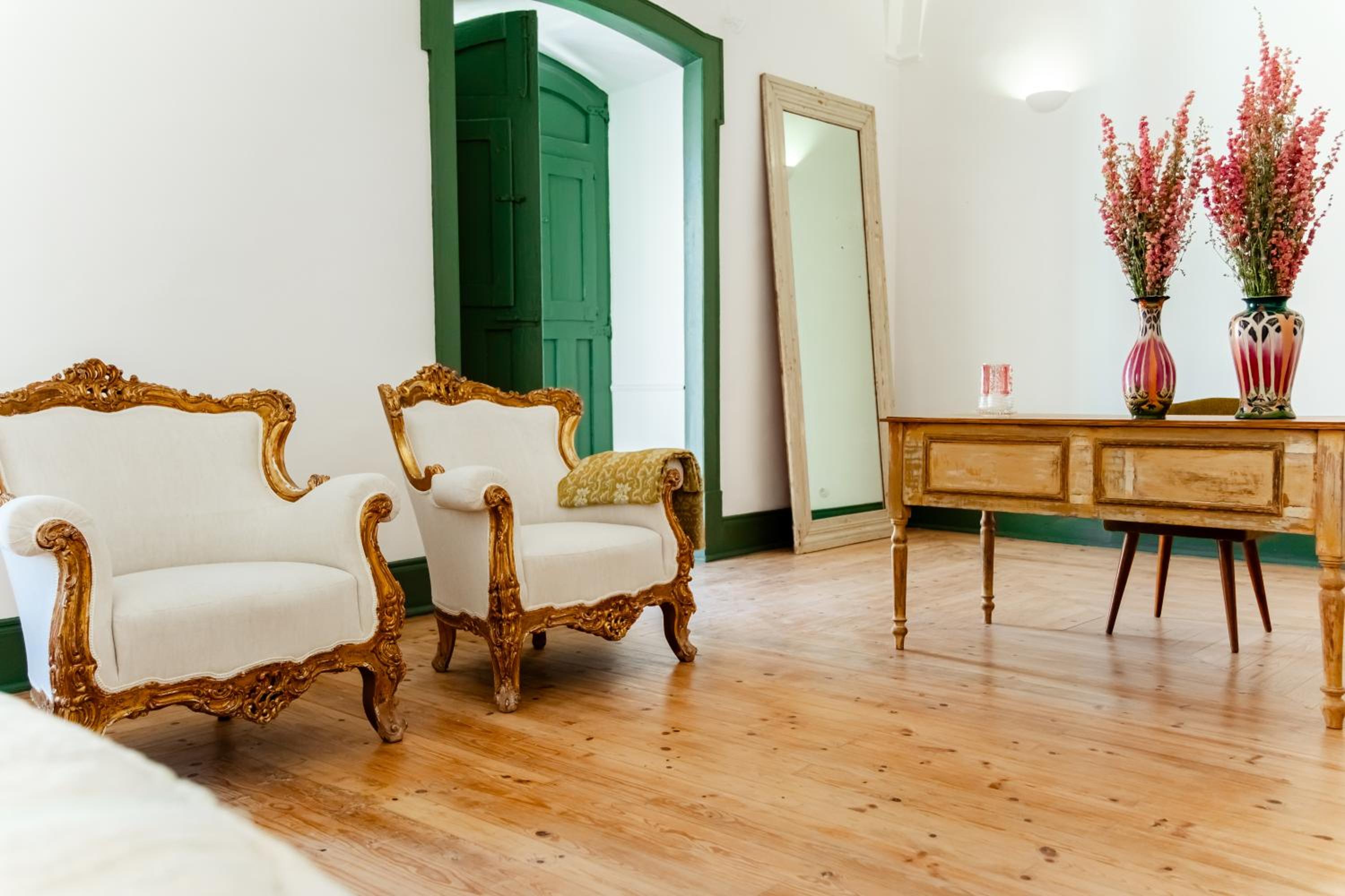 Deluxe Suite photo 2