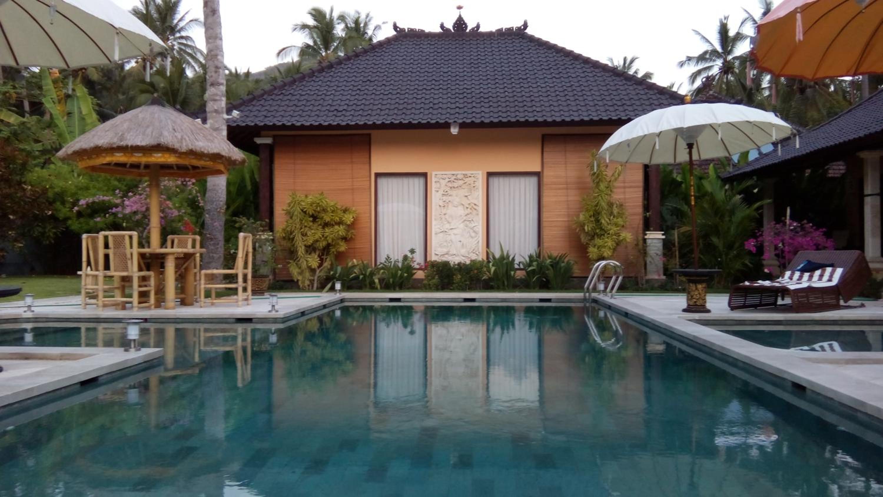 Deluxe Bungalow with Garden View