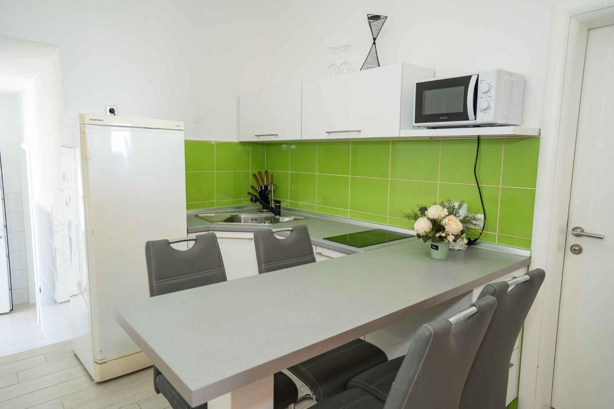 Apartment photo 3