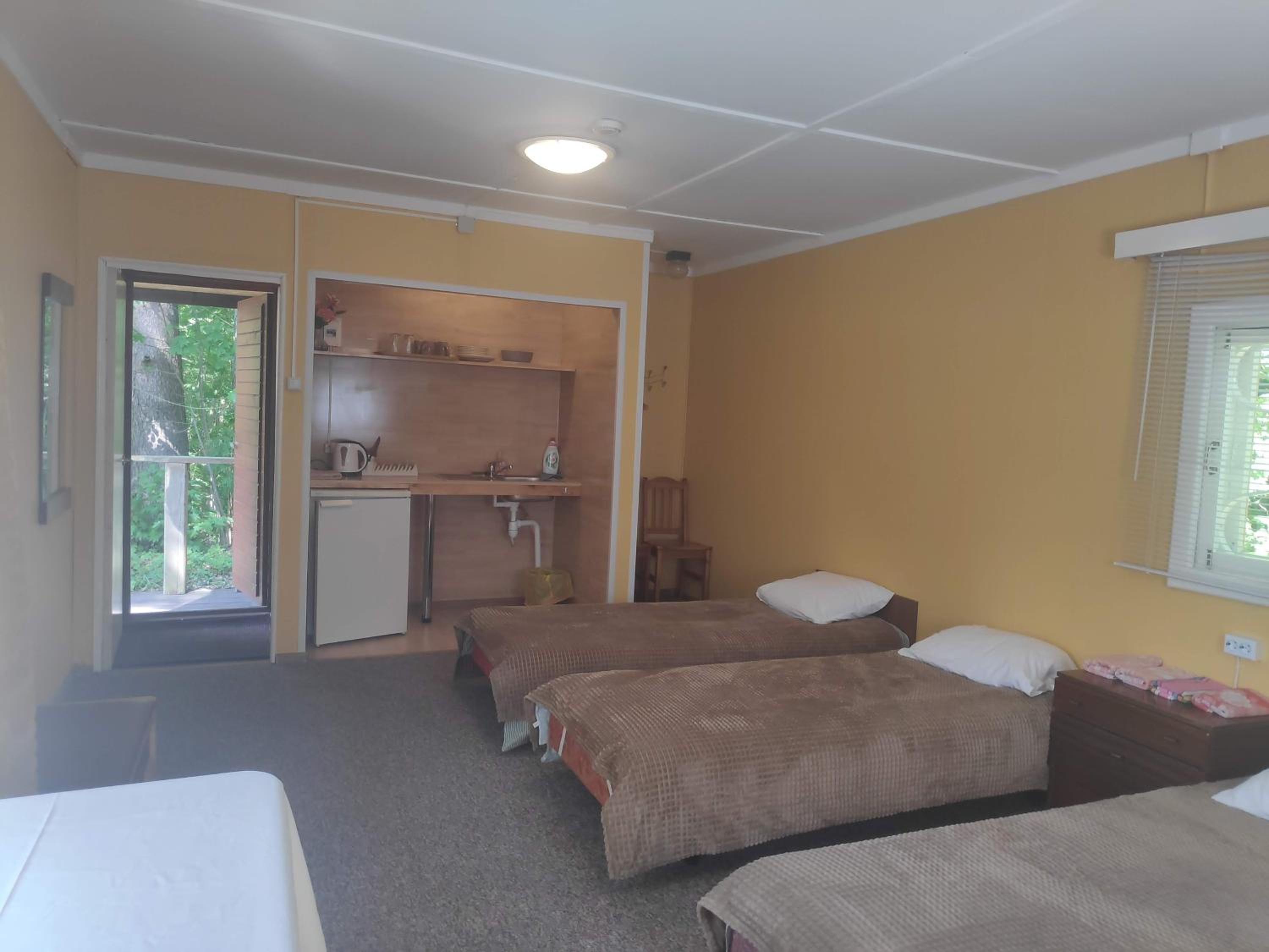 Chalet (4 Adults) photo 3