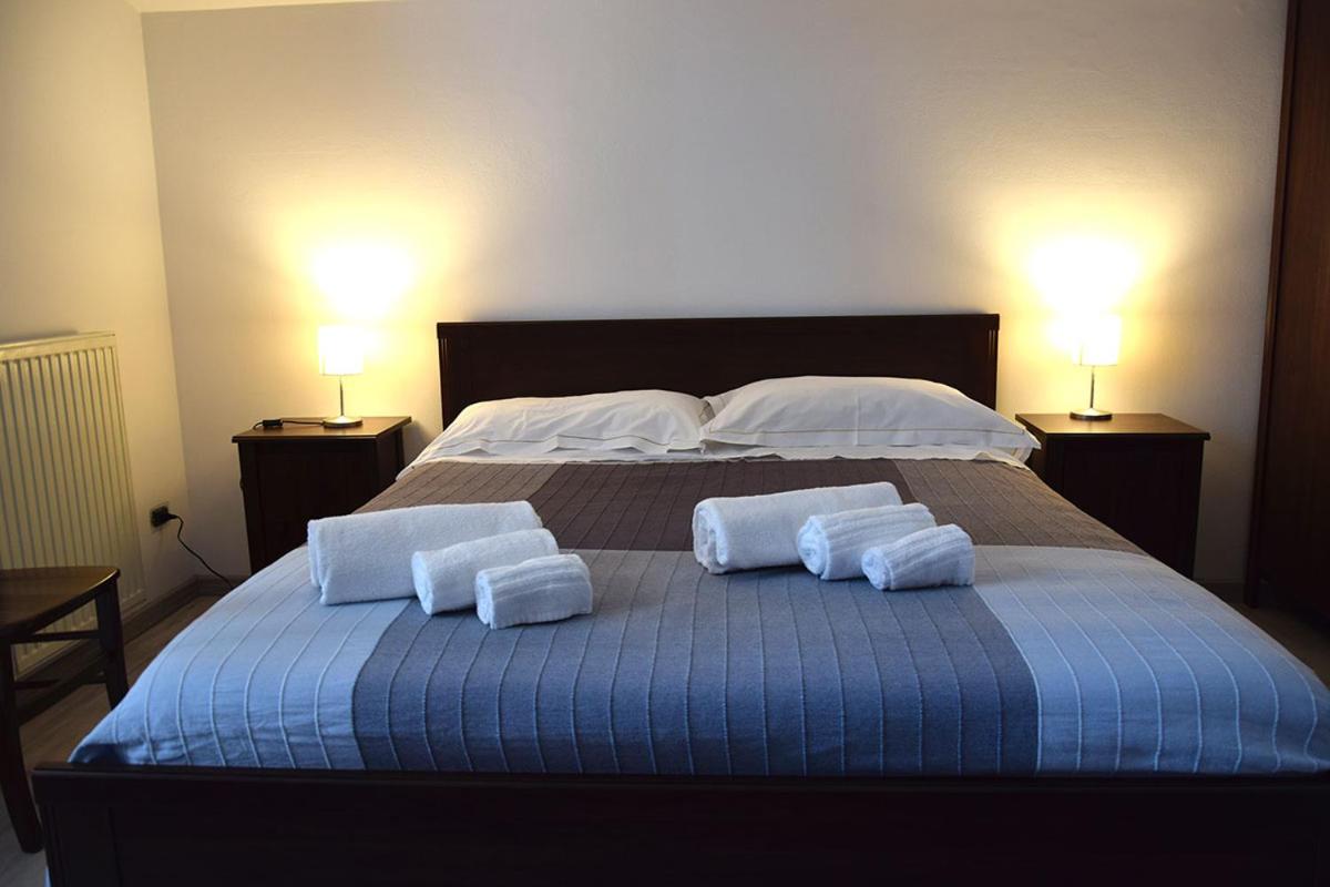 Quadruple Room with Private Bathroom photo 2