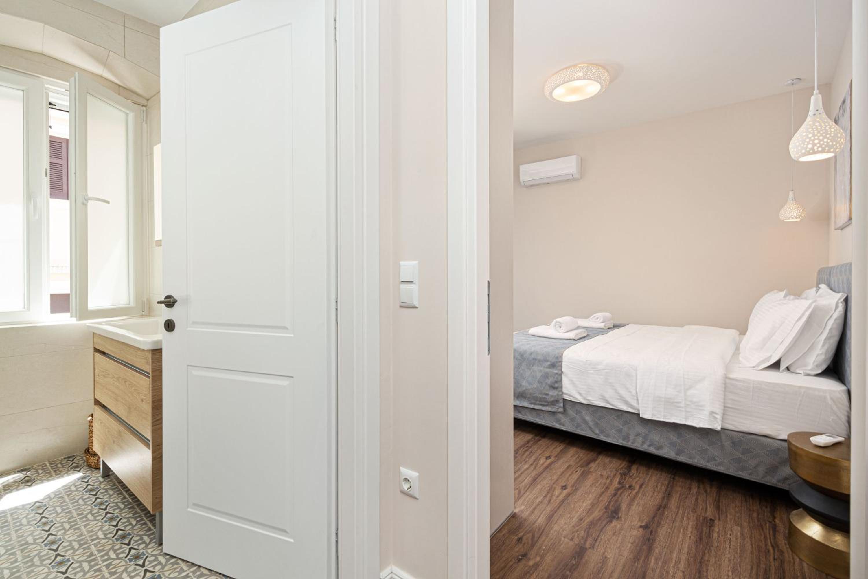 Two-Bedroom Deluxe Apartment photo 1