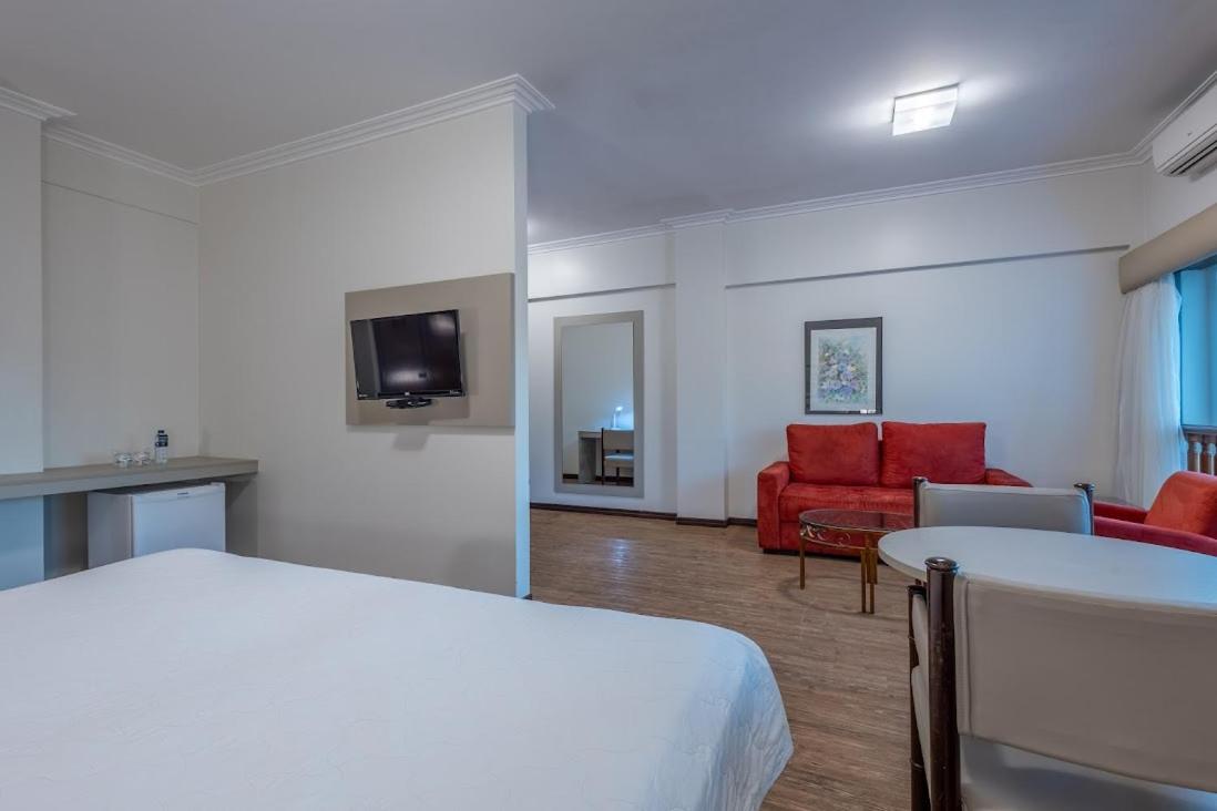 Suite with Double Bed - Photo 11