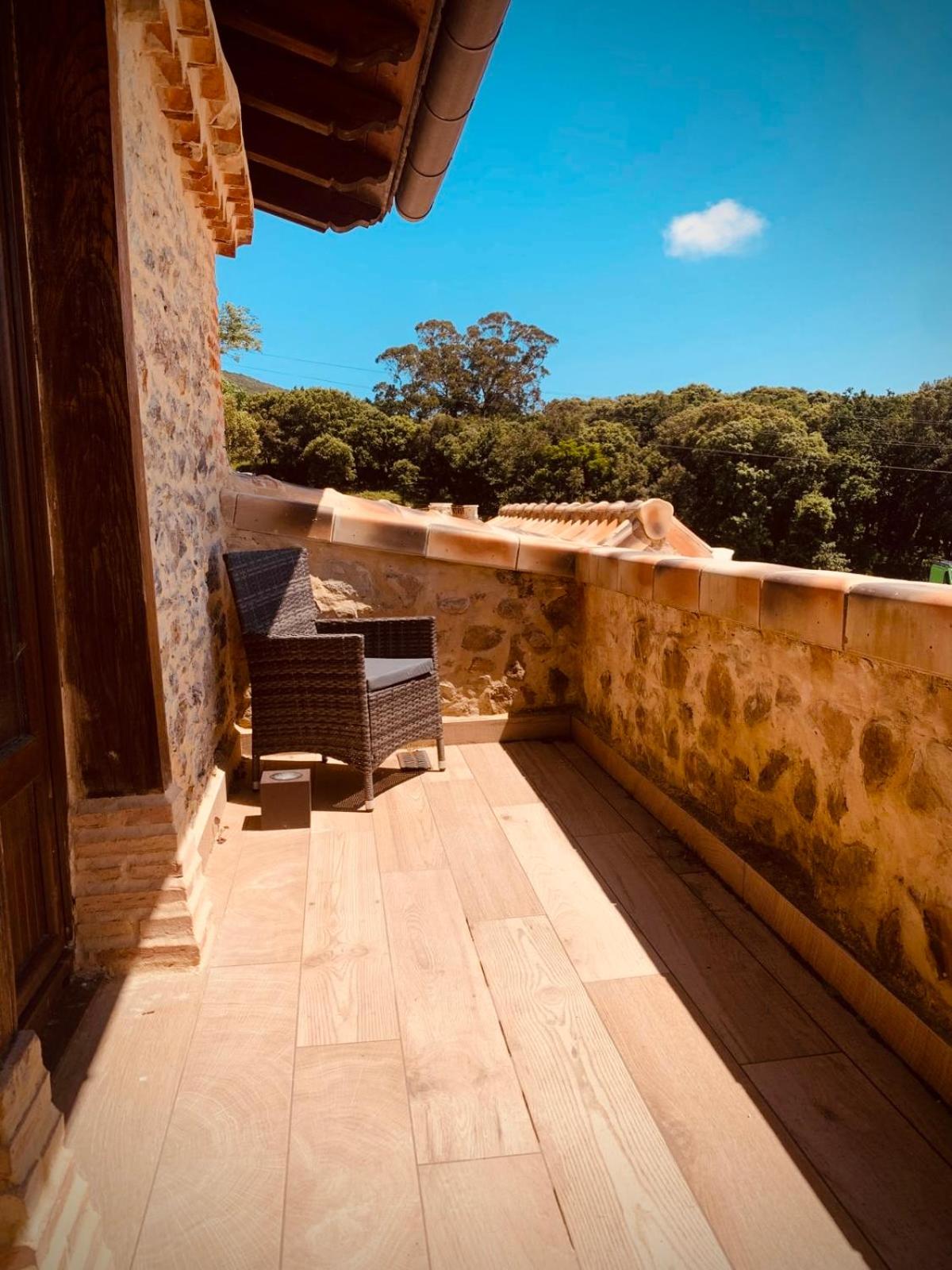Family Room with Terrace photo 3