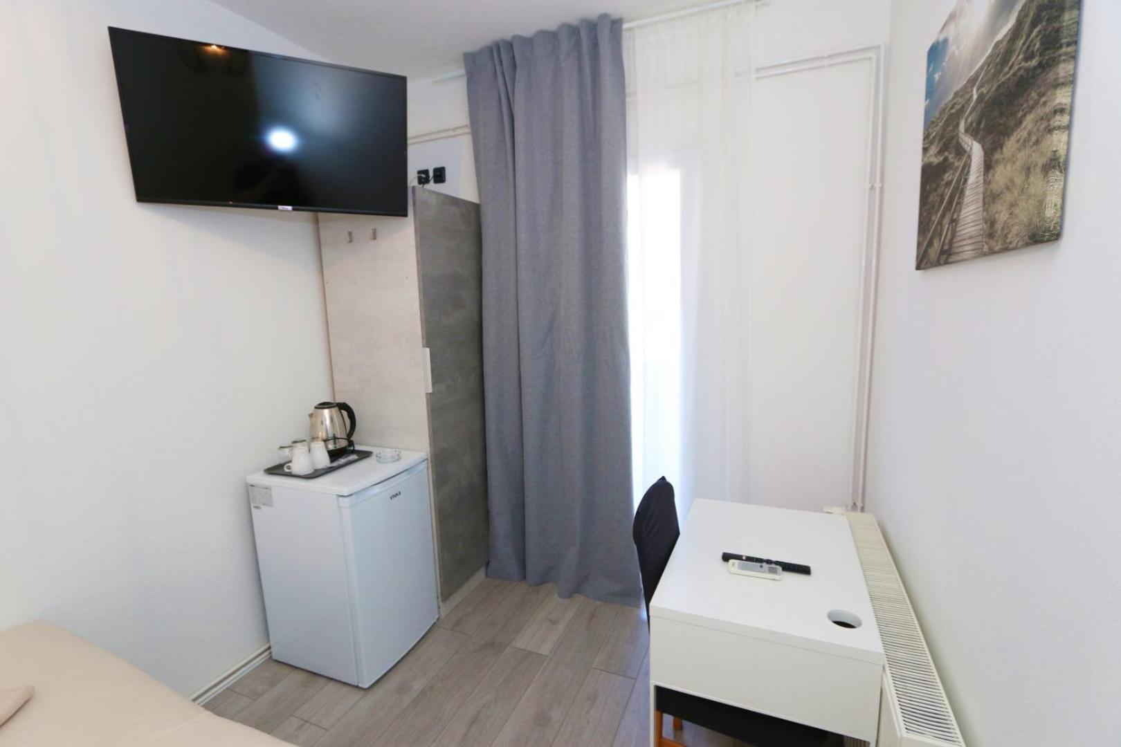 Double Room with Terrace and Mountain View - Photo 1