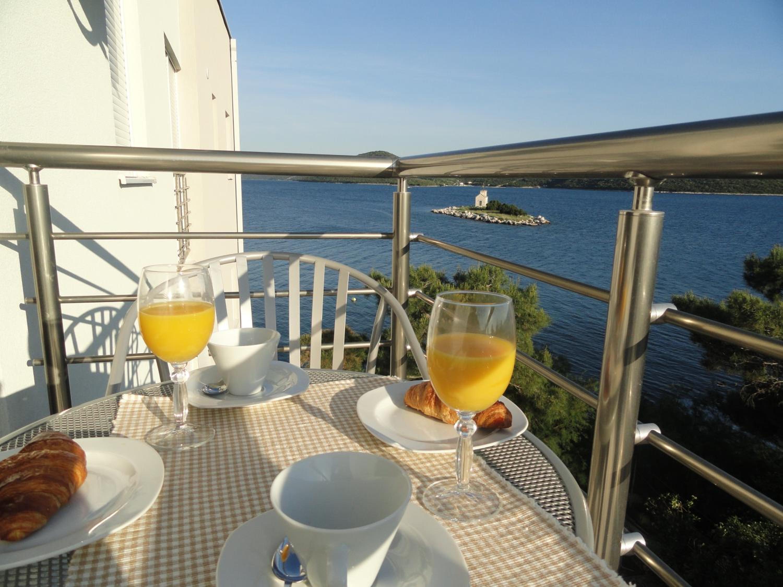 Apartment with Sea View photo 3