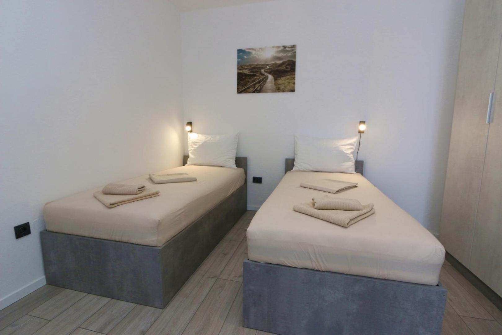 Triple Room - Photo 54
