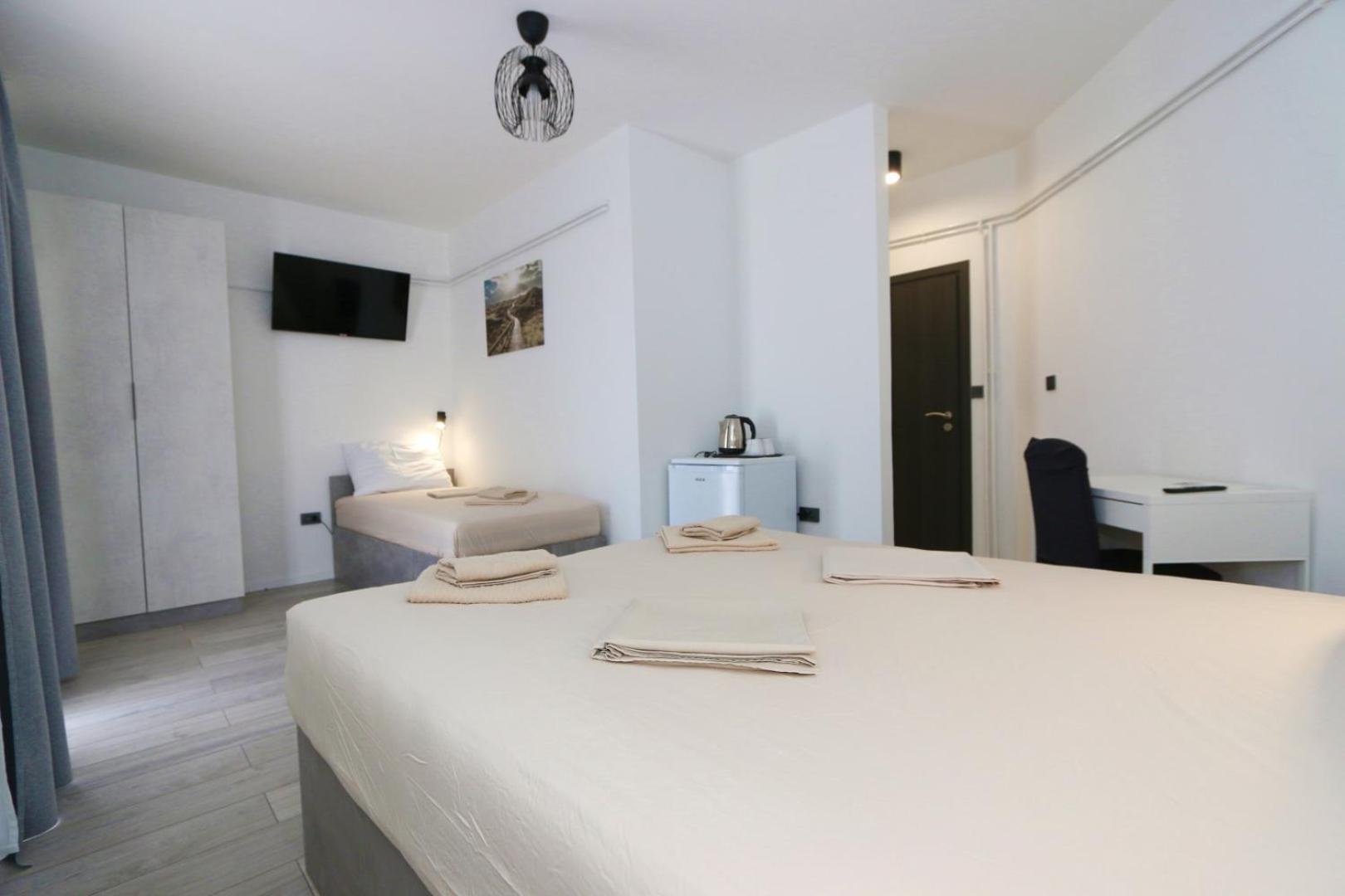 Triple Room - Photo 3