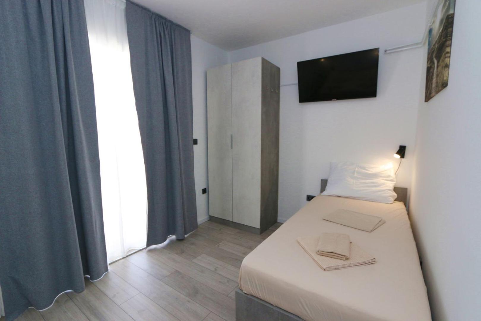 Triple Room - Photo 56