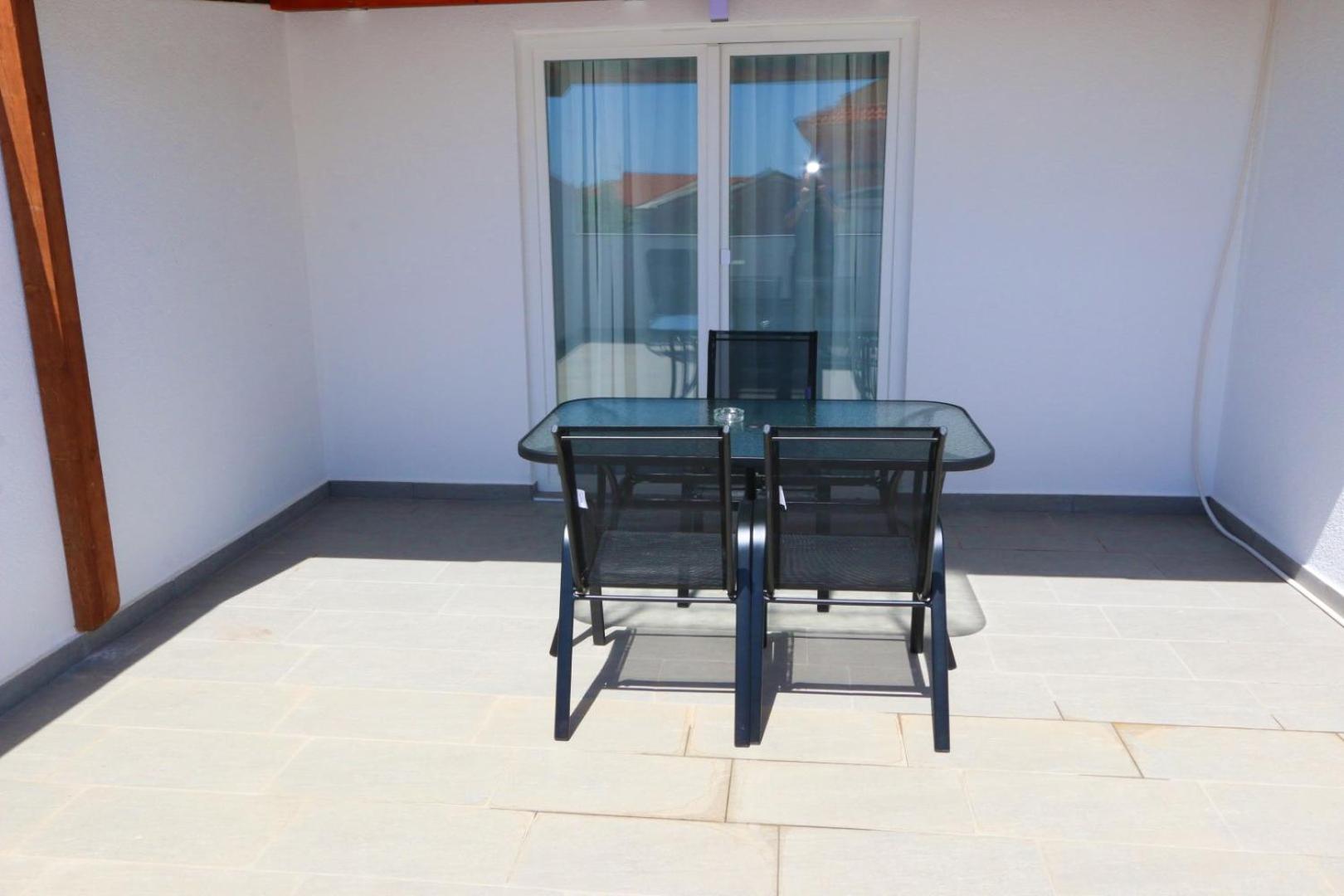 Triple Room - Photo 27