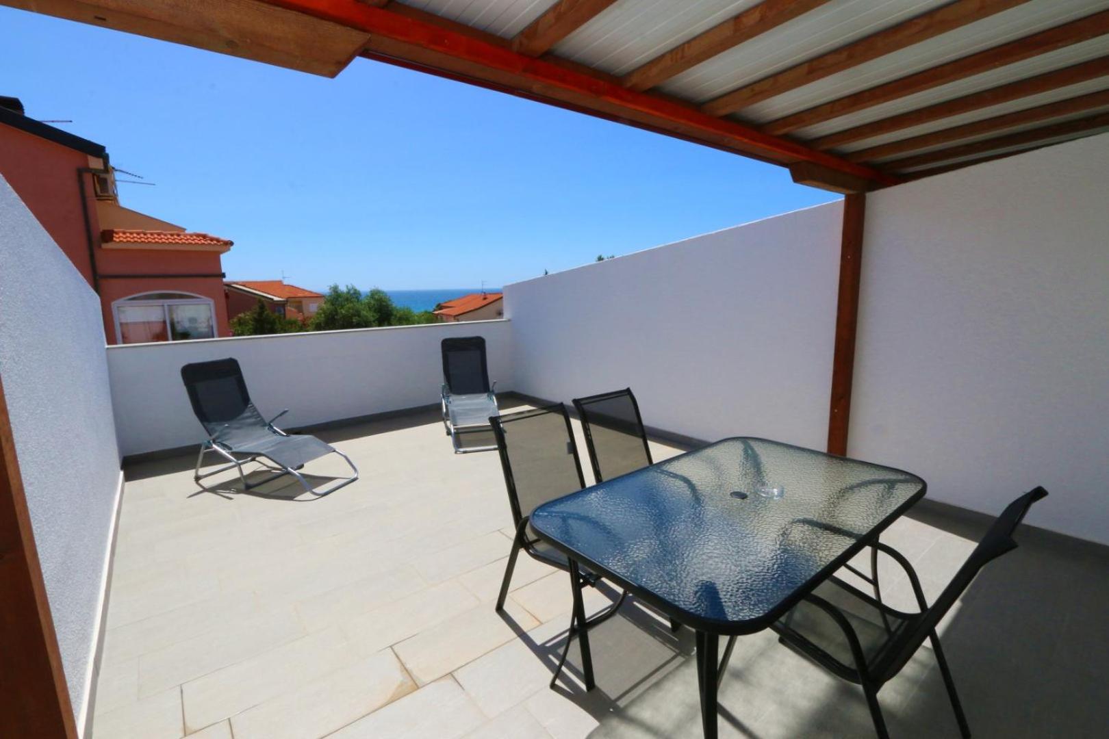 Triple Room - Photo 57