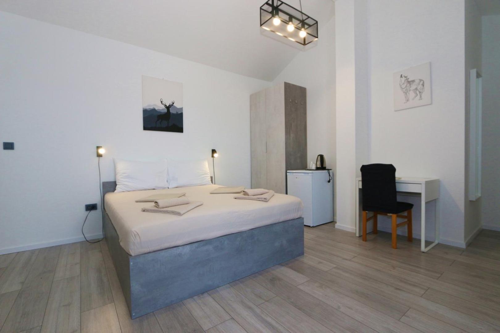 Triple Room - Photo 16