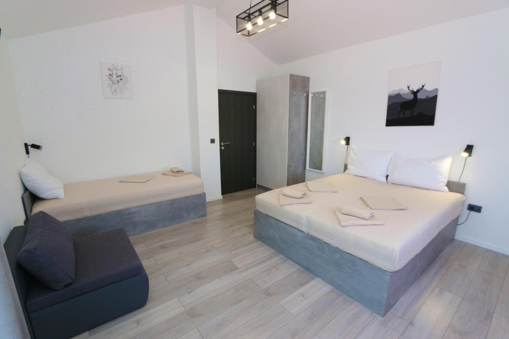 Triple Room - Photo 34