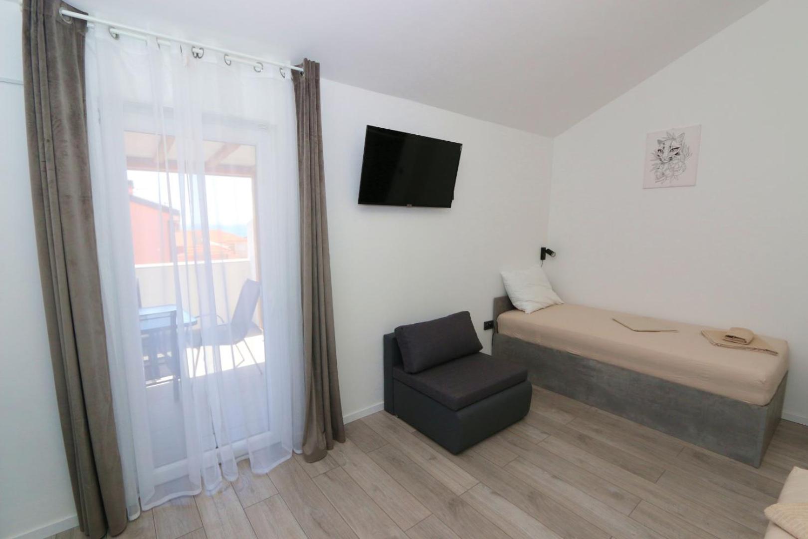 Triple Room - Photo 23