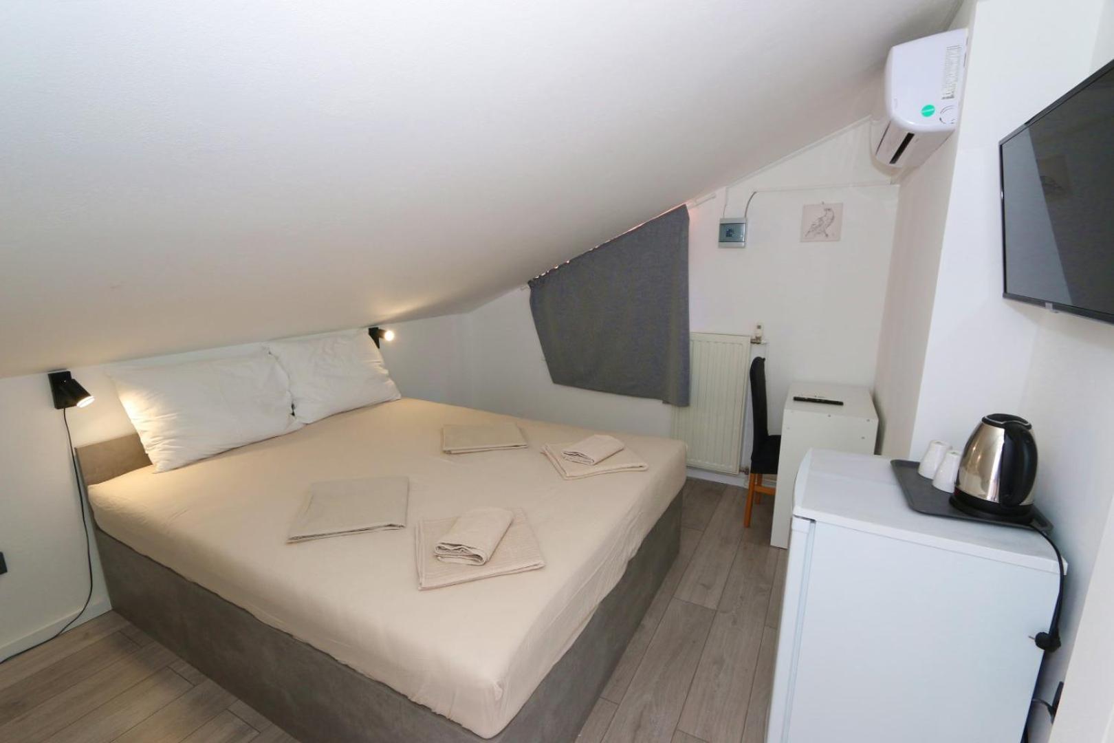 Double Room with Terrace - Attic - Photo 7