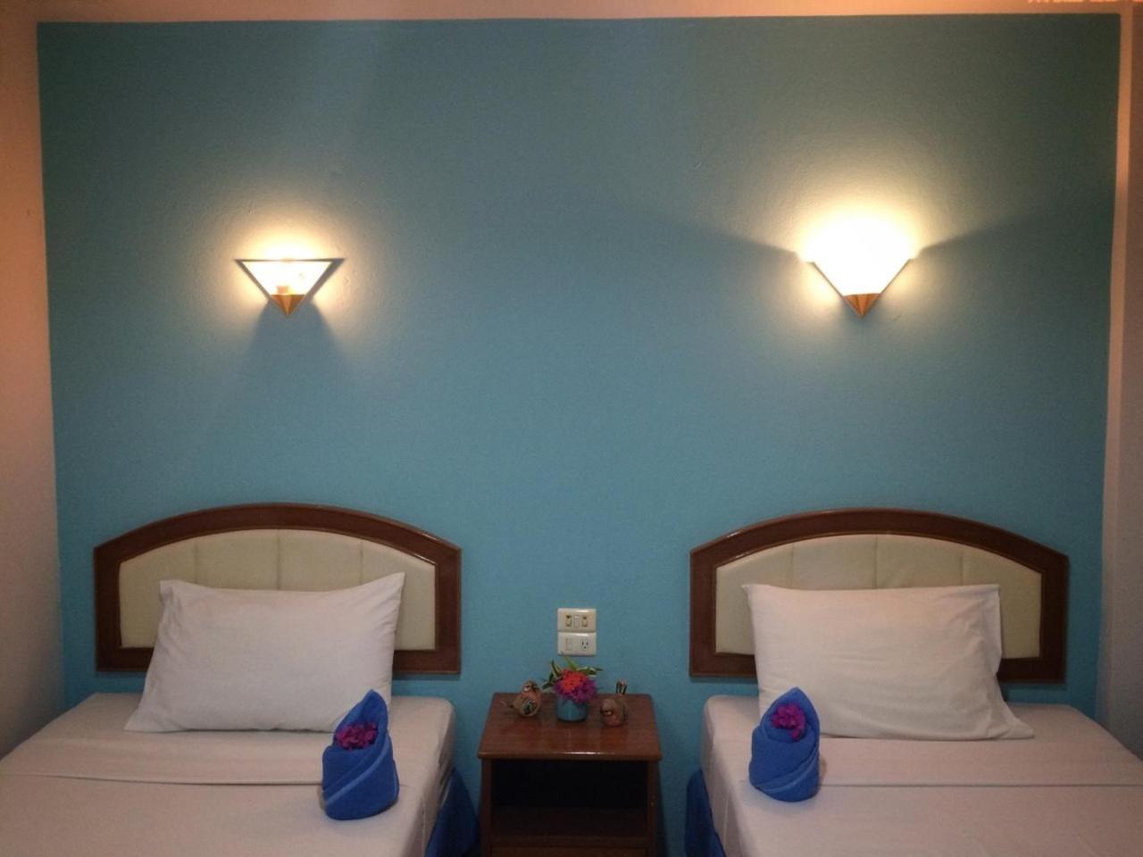 Standard Twin Room photo 1