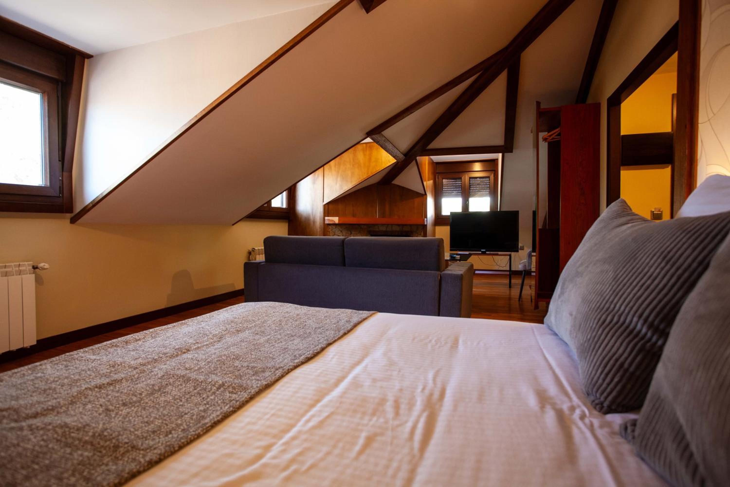 Suite - Photo 4