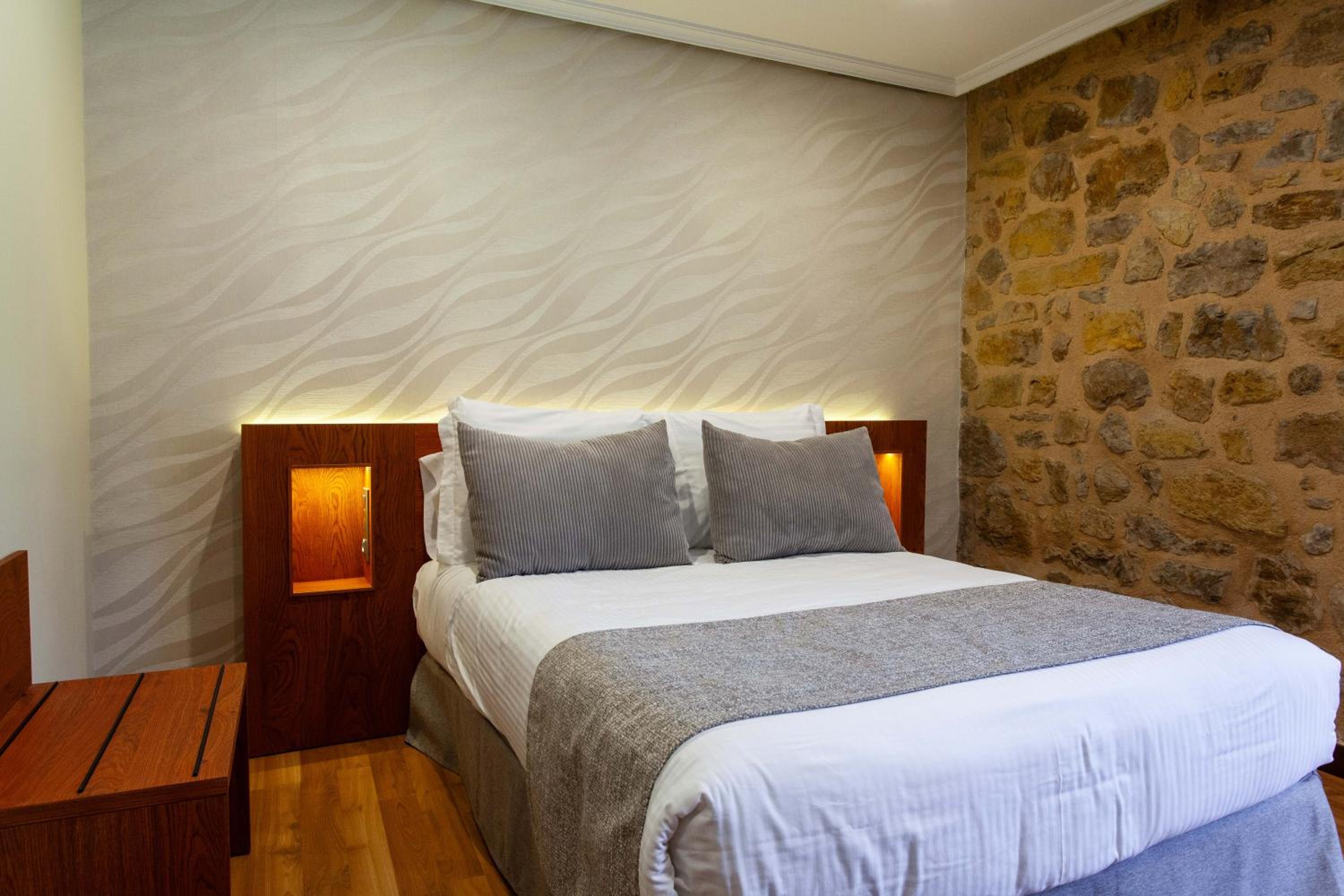 Economy Double Room - Photo 1