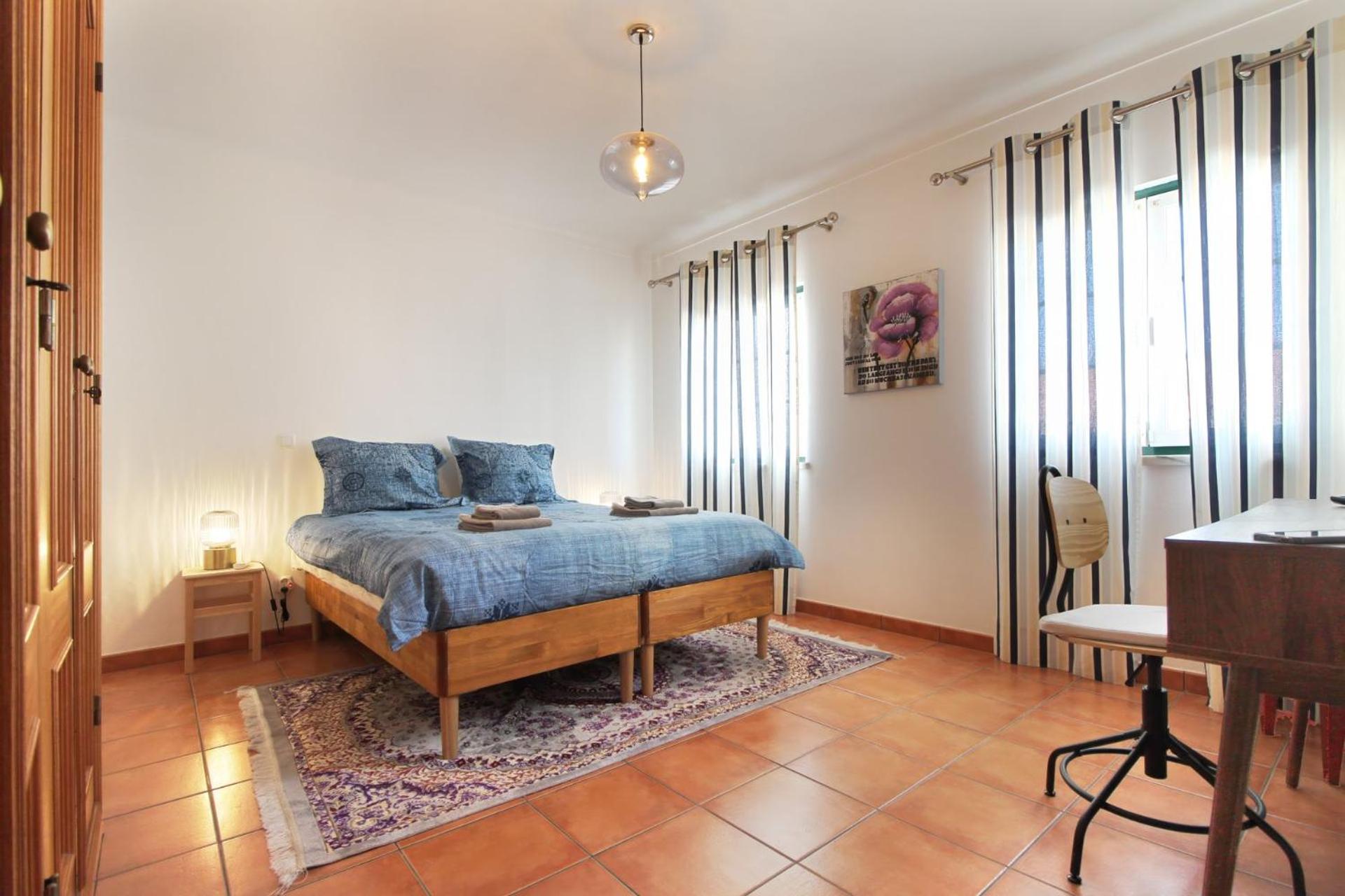 Four-Bedroom House photo 2