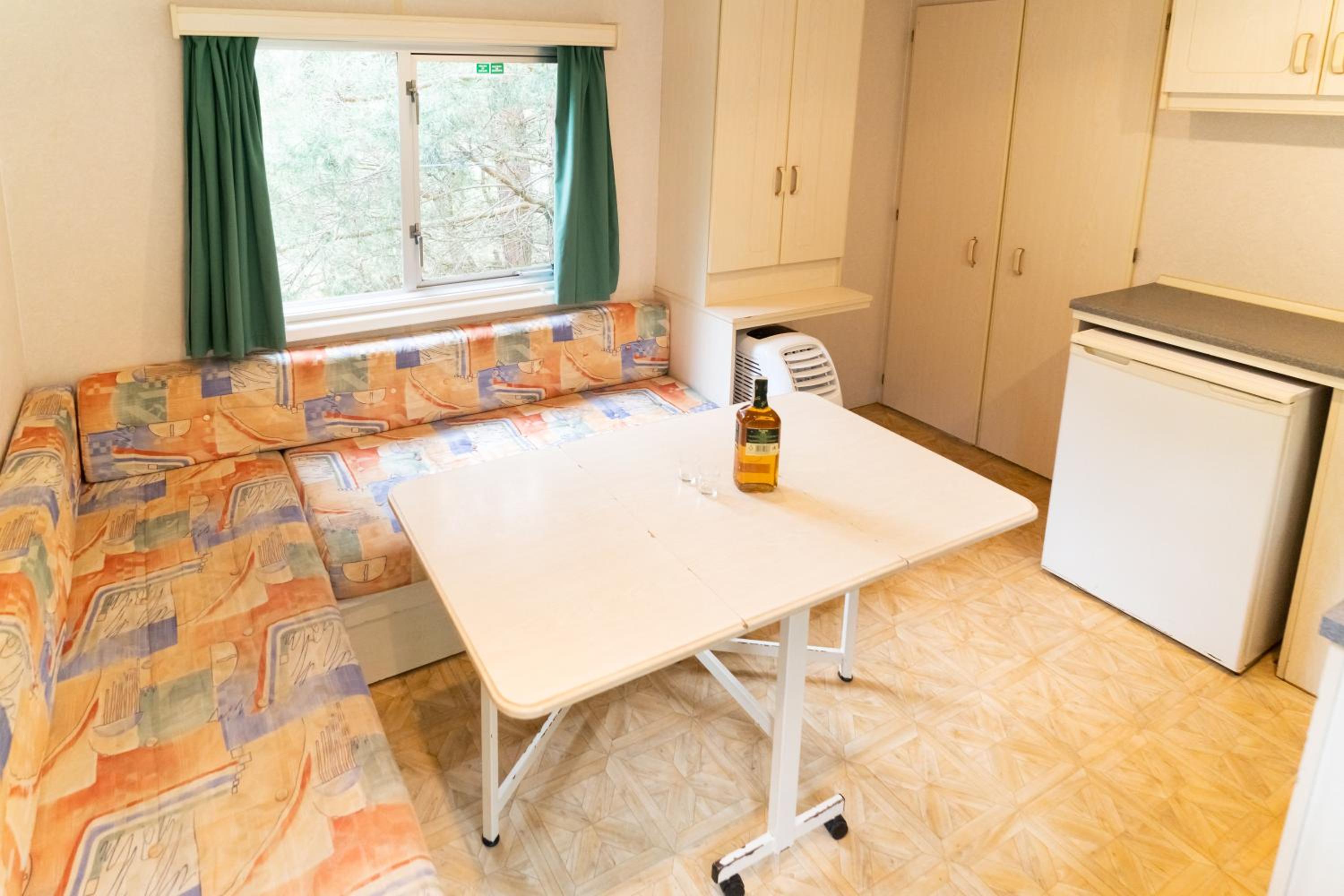 Mobile Home photo 3