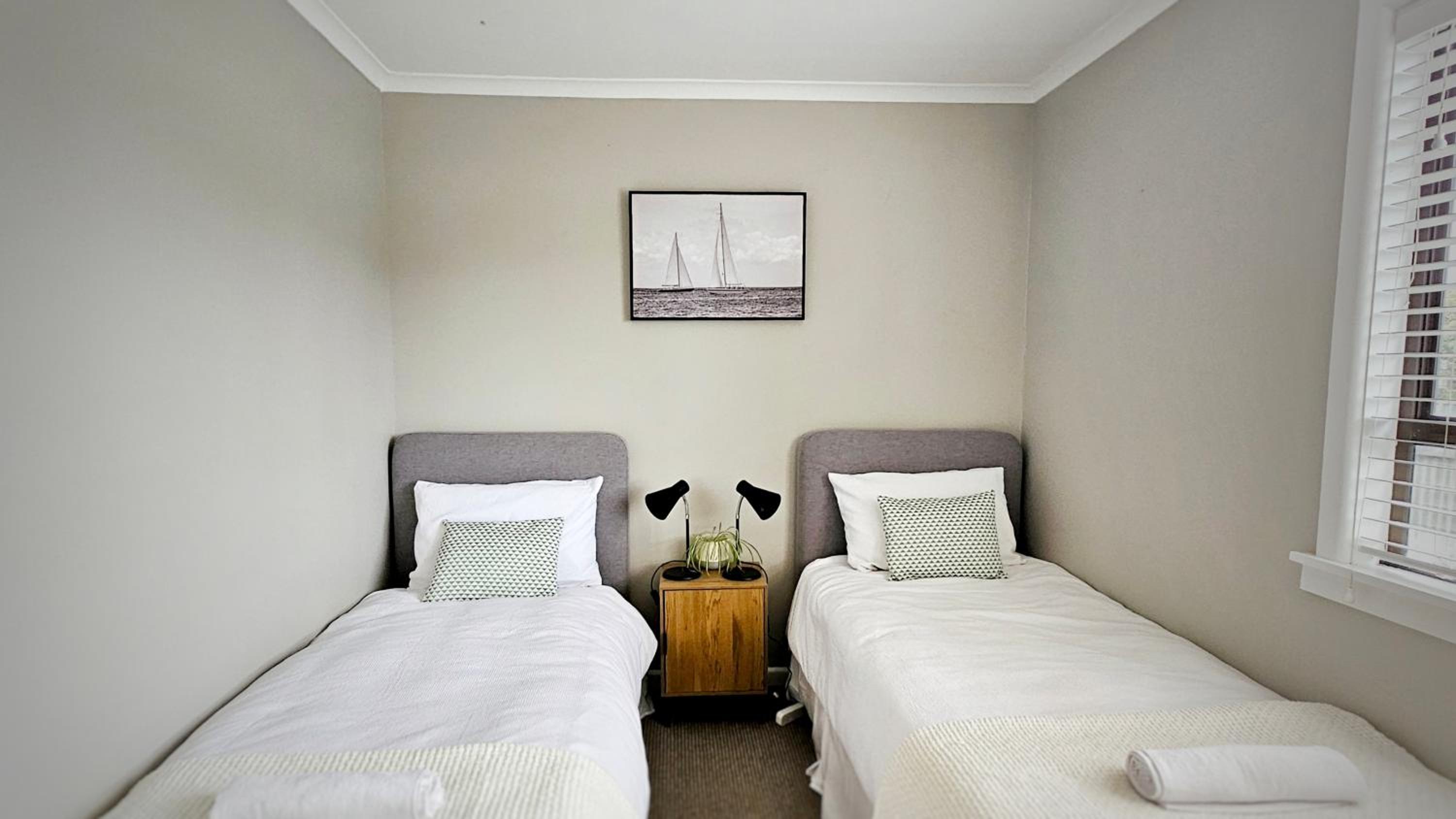 Three-Bedroom House photo 2