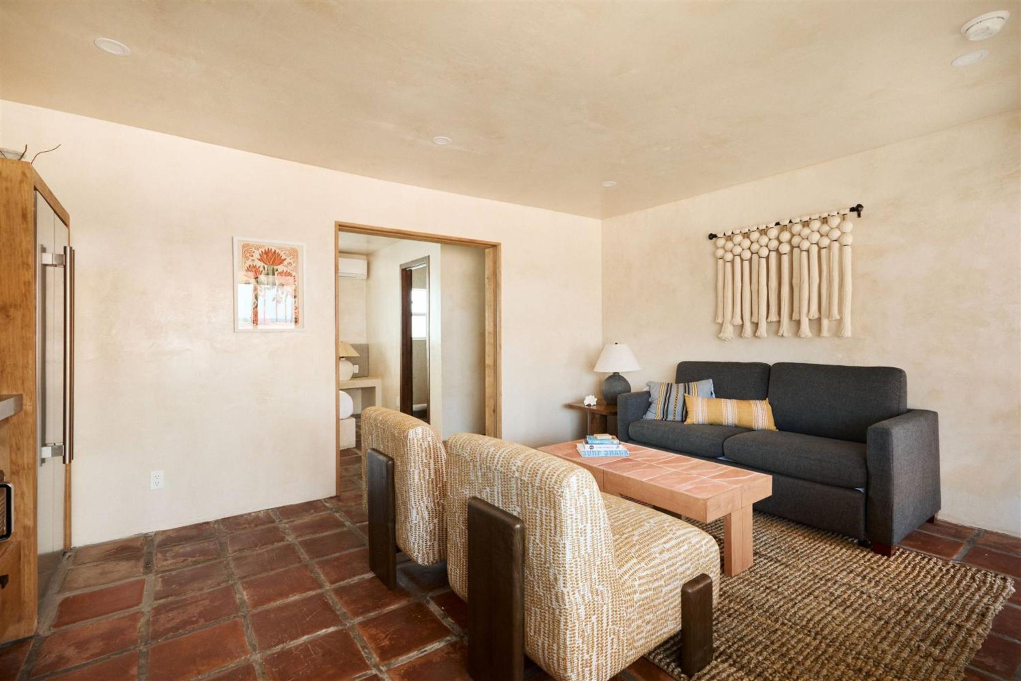 Junior Suite with Ocean View - Photo 13