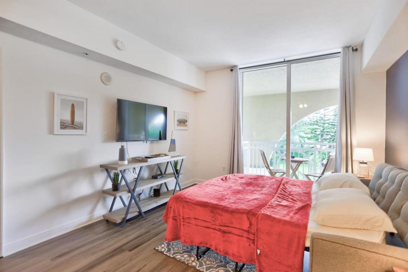 Apartment photo 1