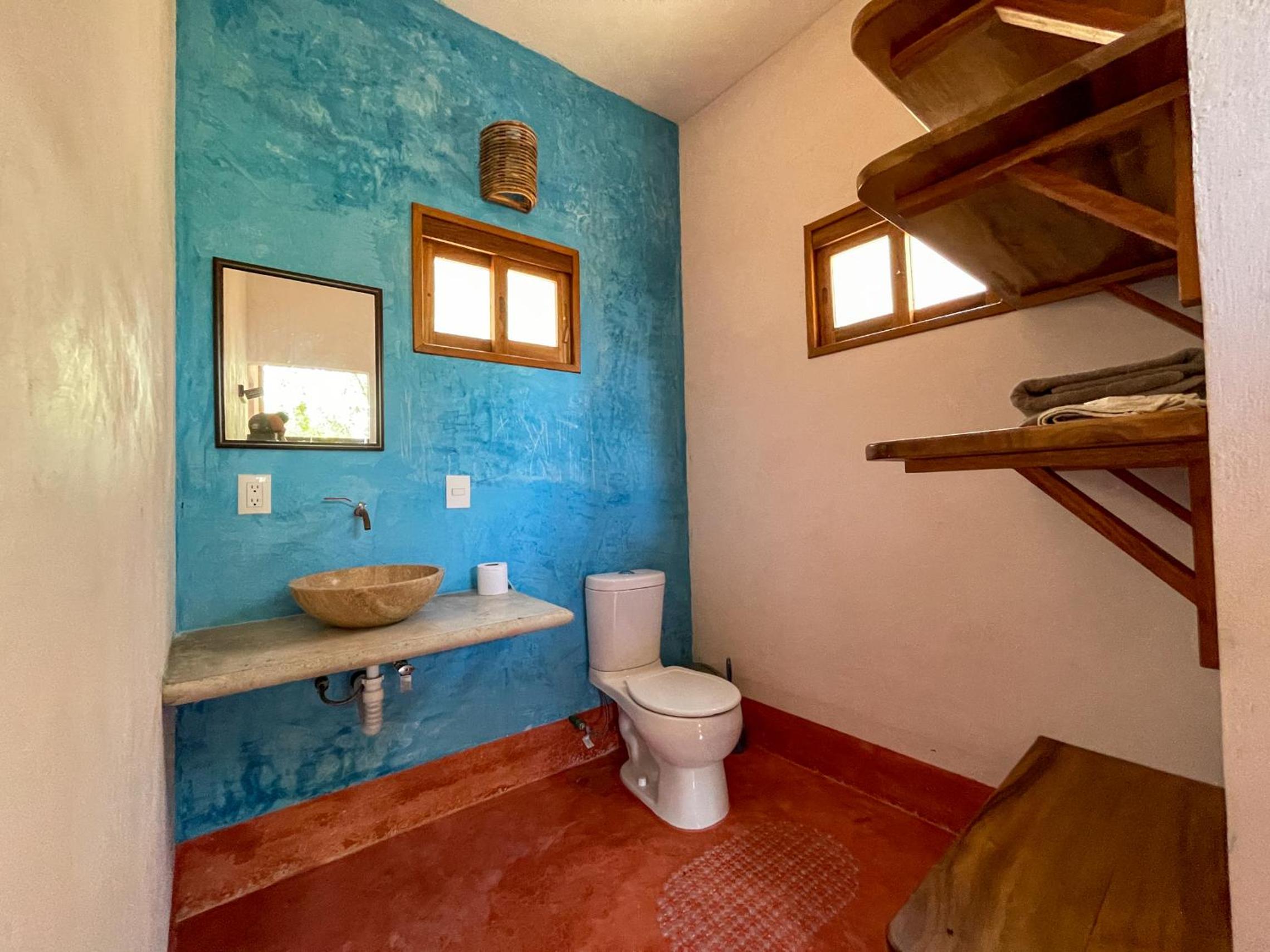 Deluxe Double Room with Balcony - Photo 17