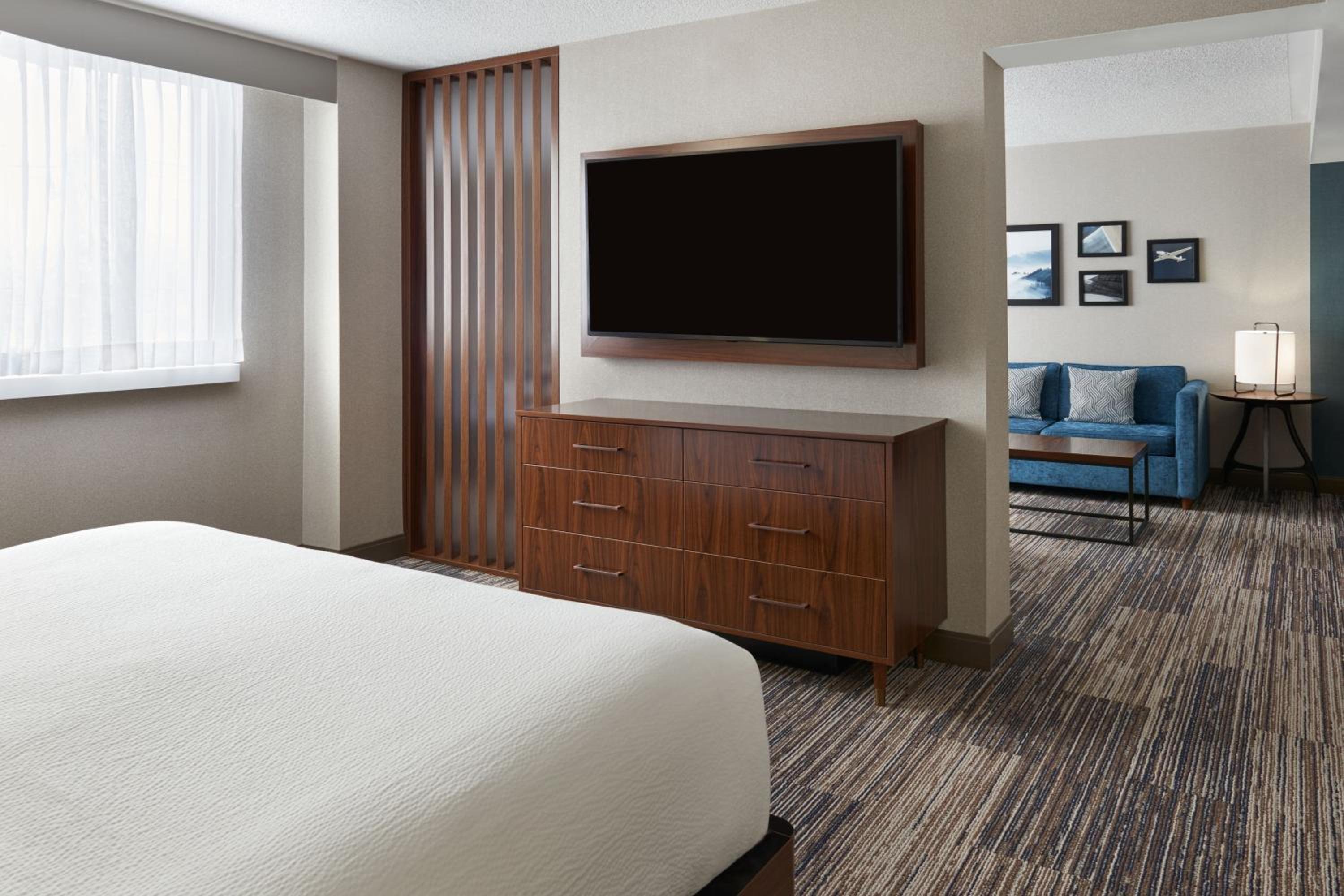 Junior King Suite - Photo 4