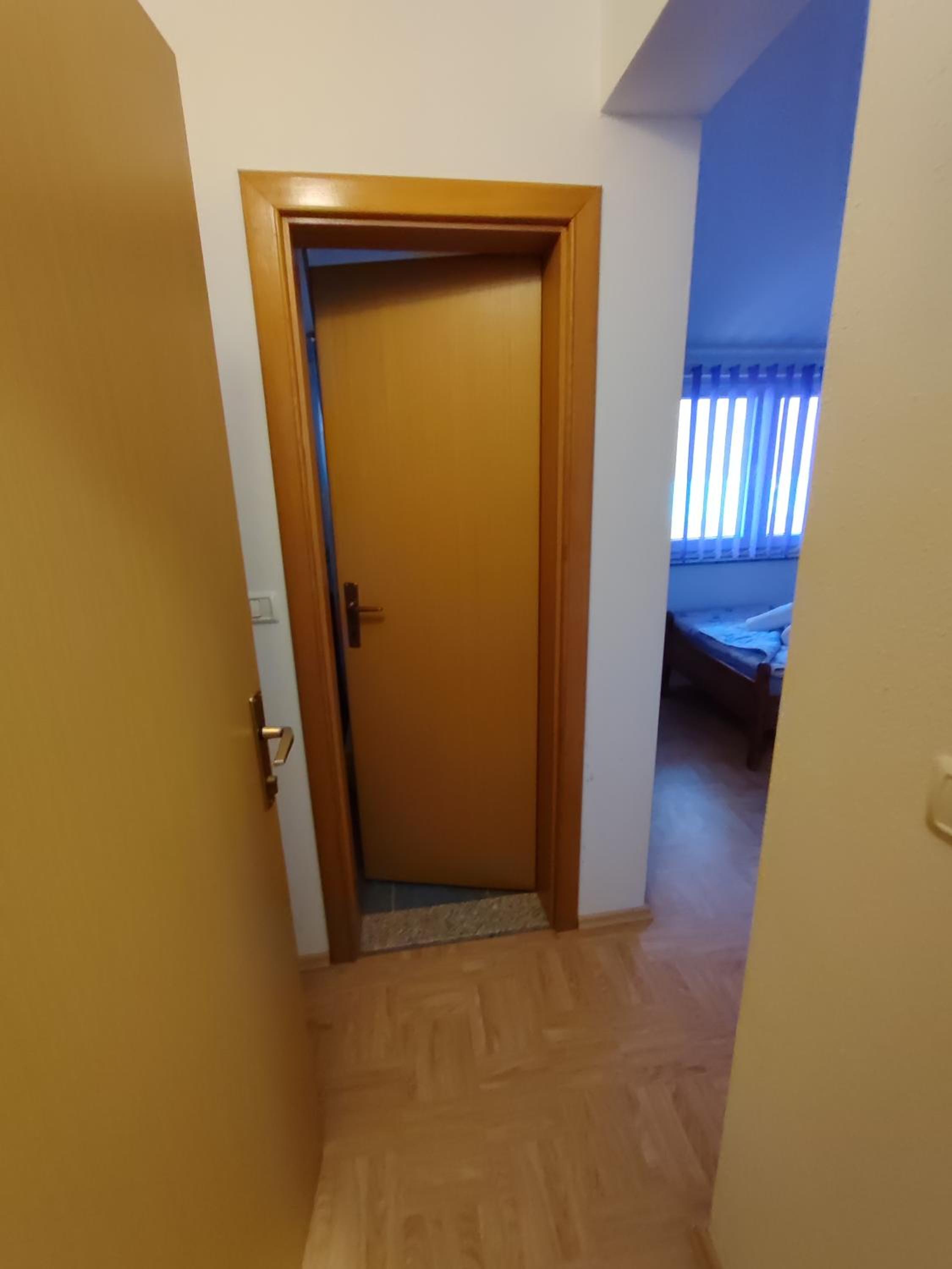 Economy Twin Room photo 1