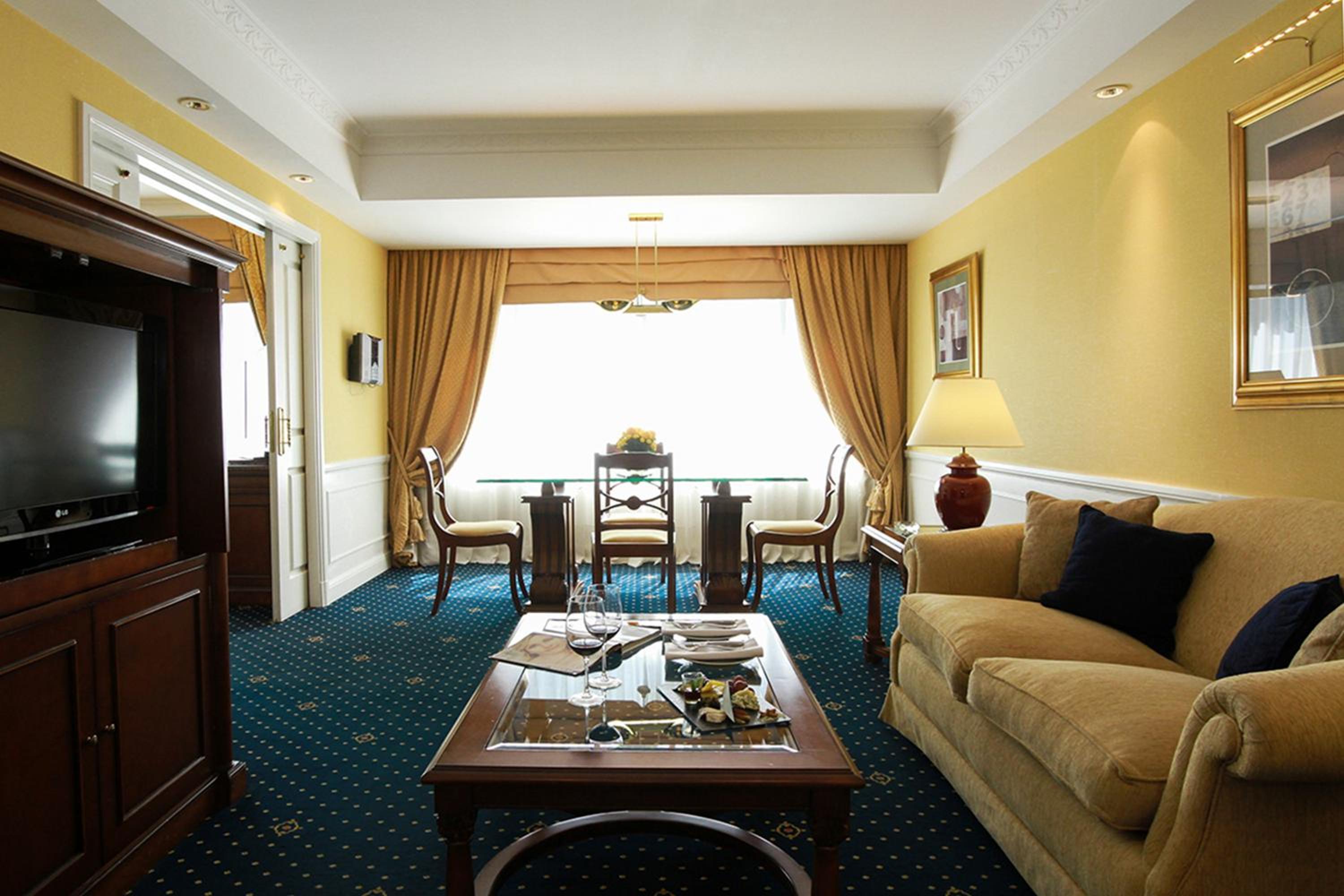 Junior Suite