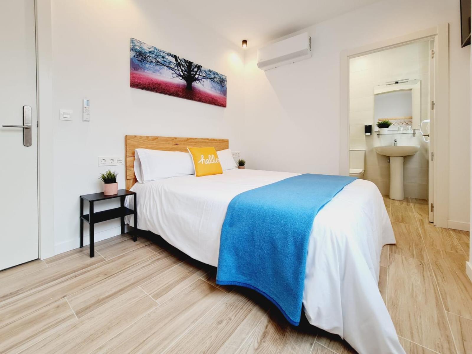 Habitación Doble con Baño Privado