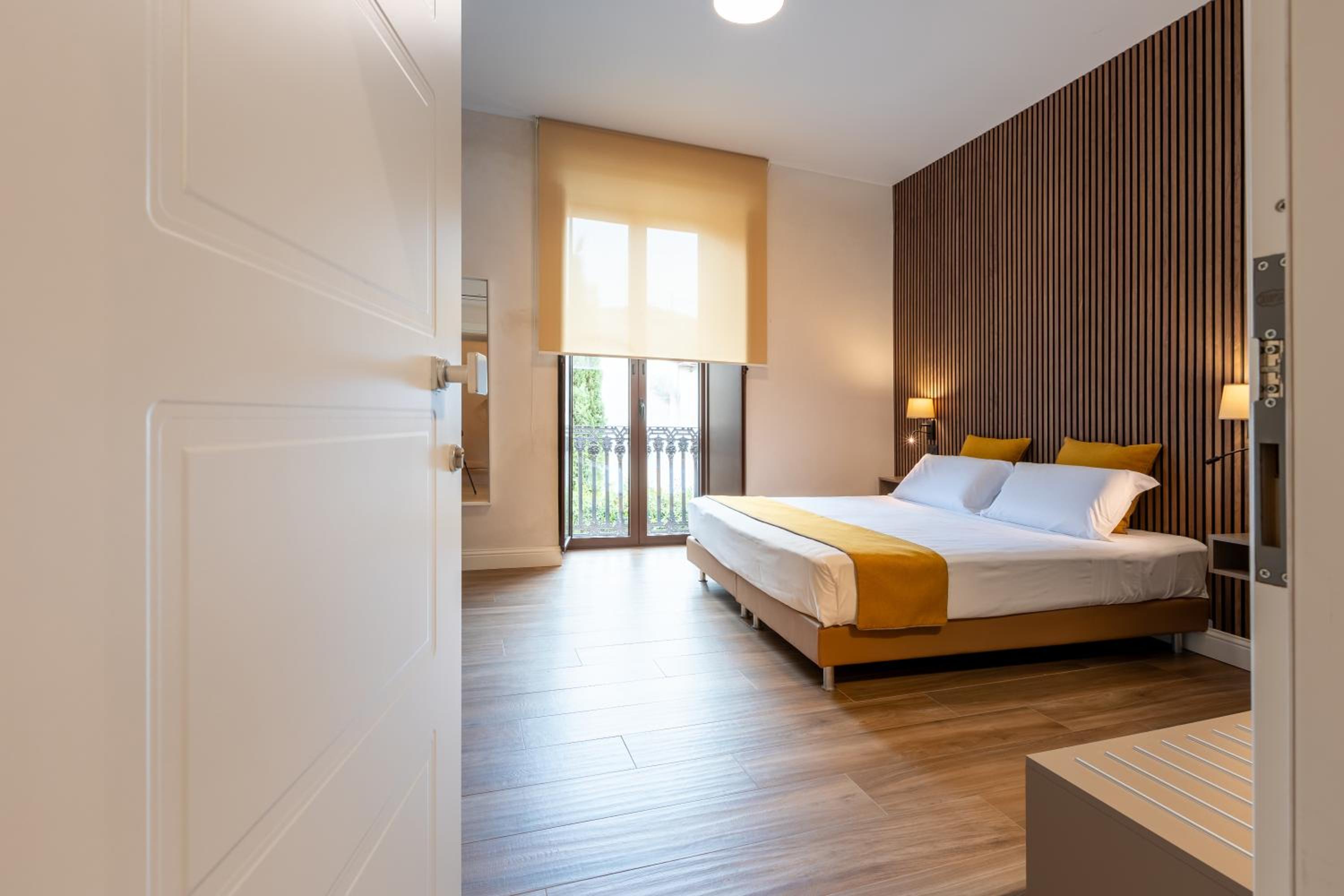 Large Double Room