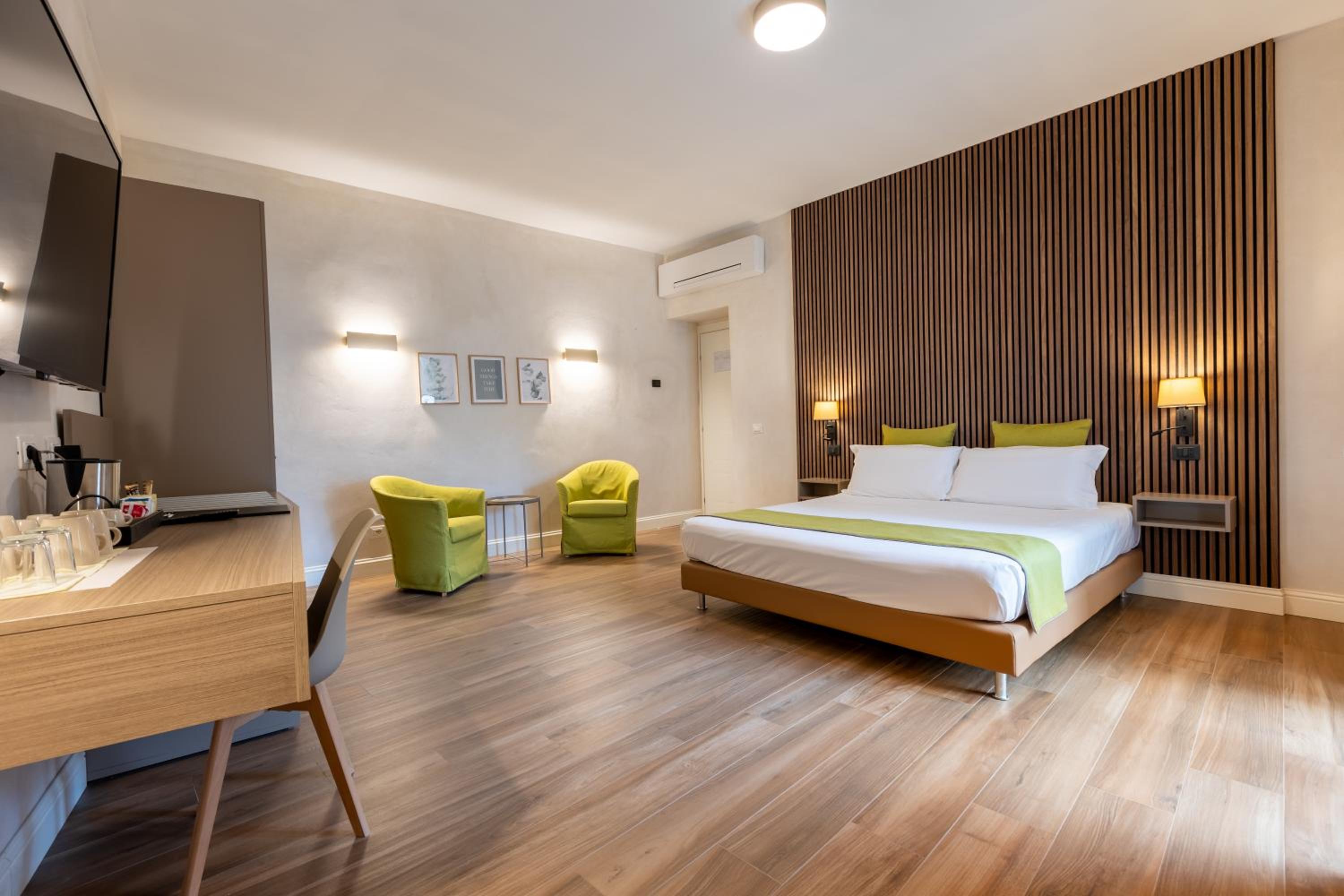 Deluxe Family Suite