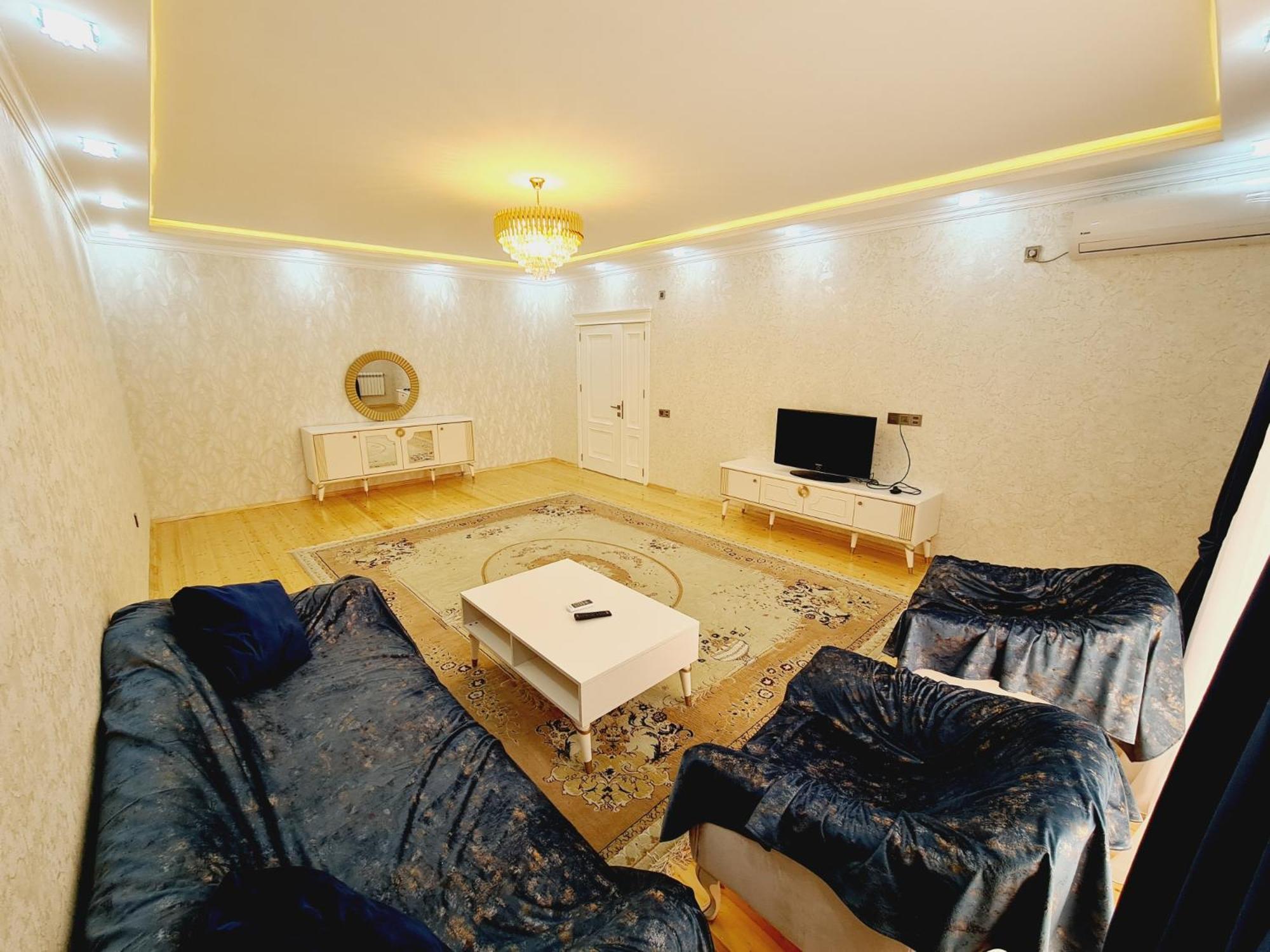 Villa photo 2