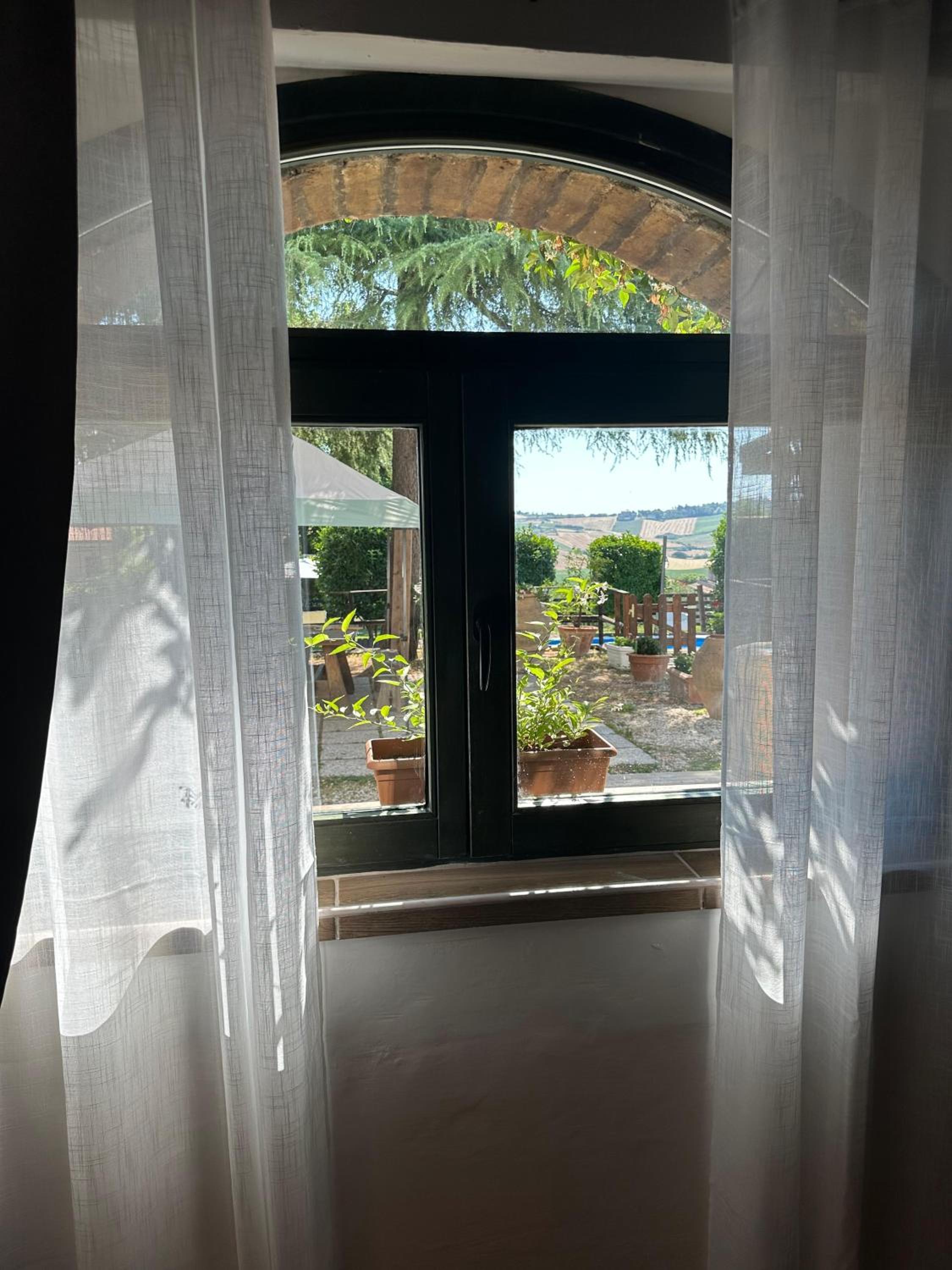 Suite with Garden View - Photo 6