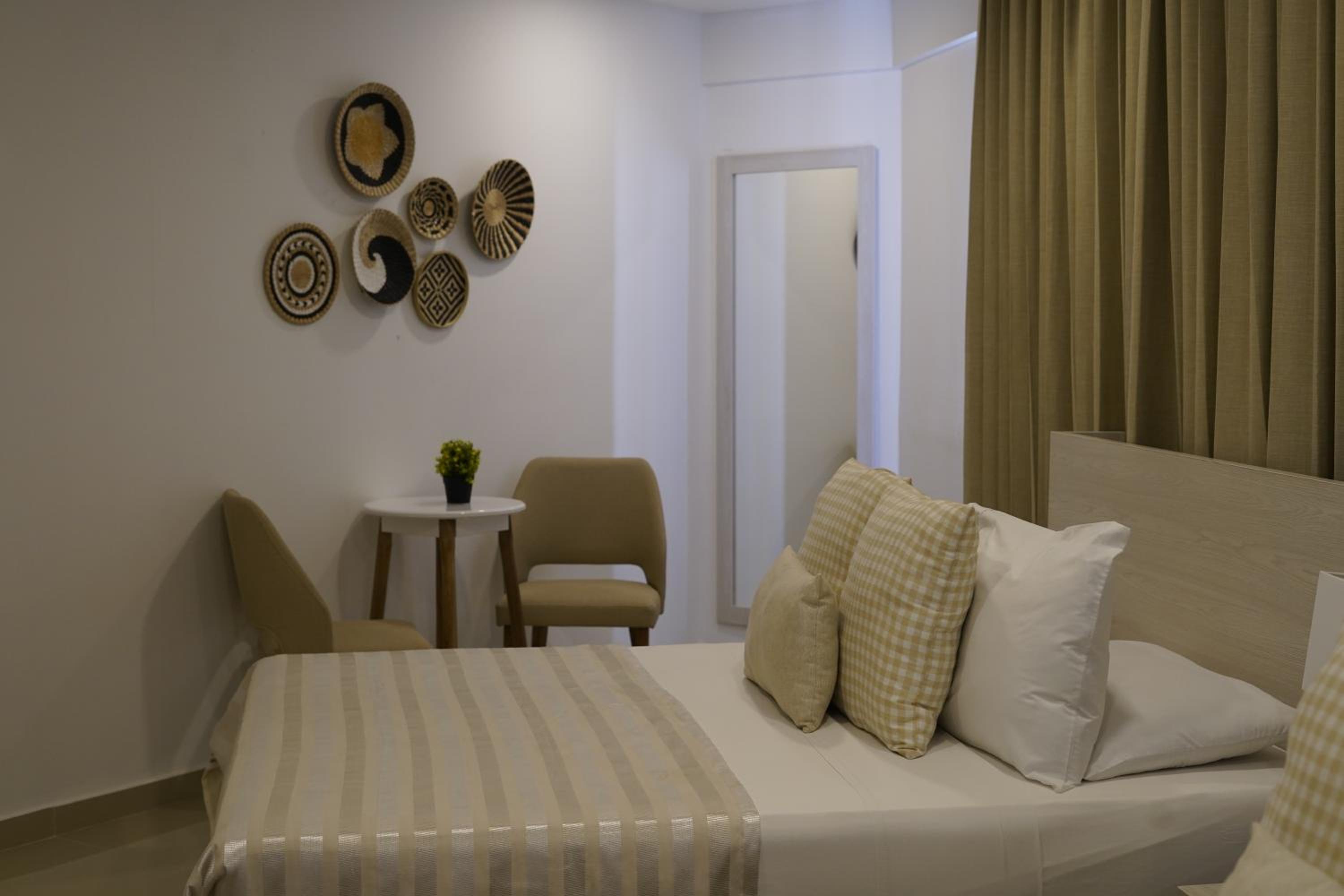 Double Room with Sea View - Photo 7