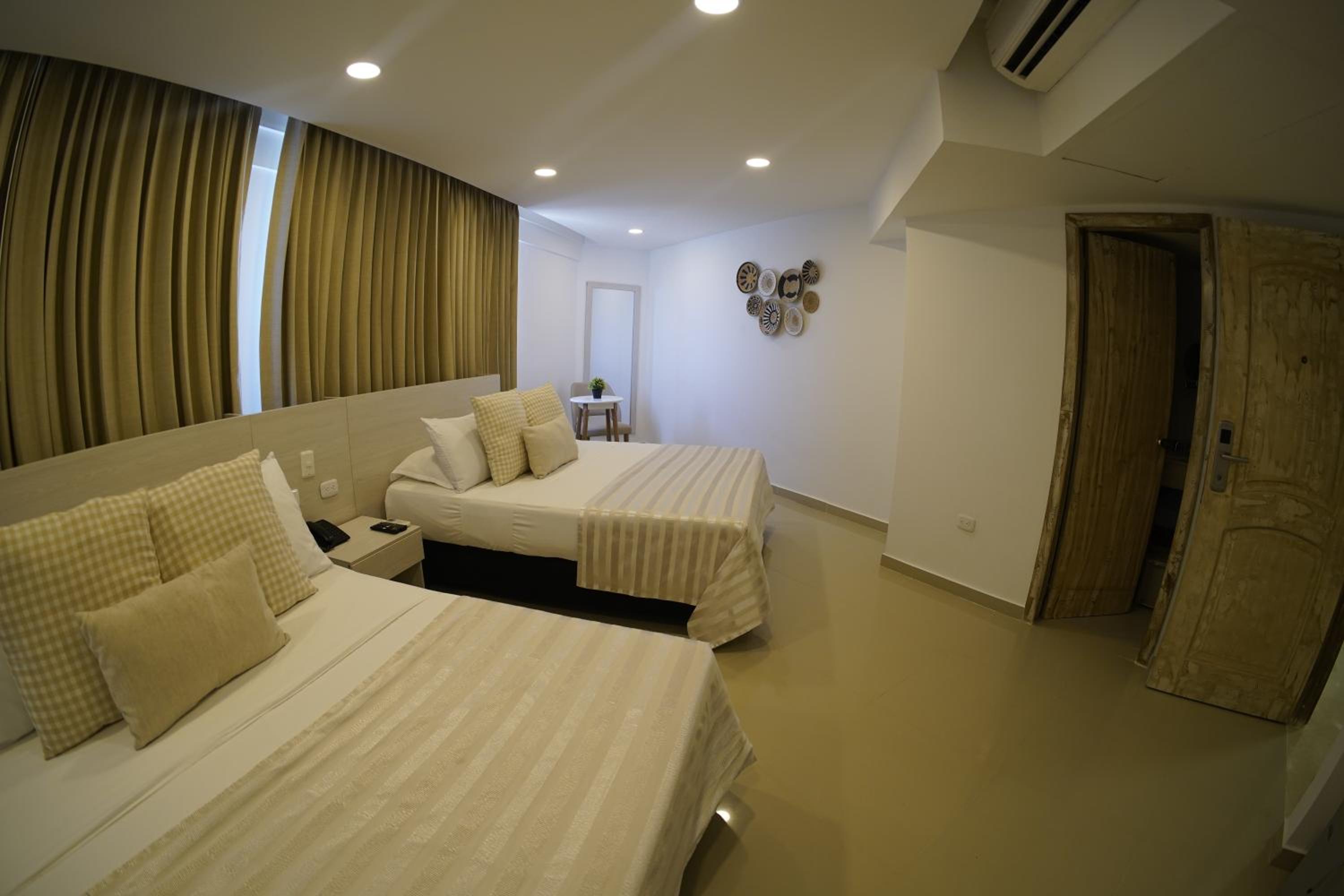 Double Room with Sea View - Photo 8
