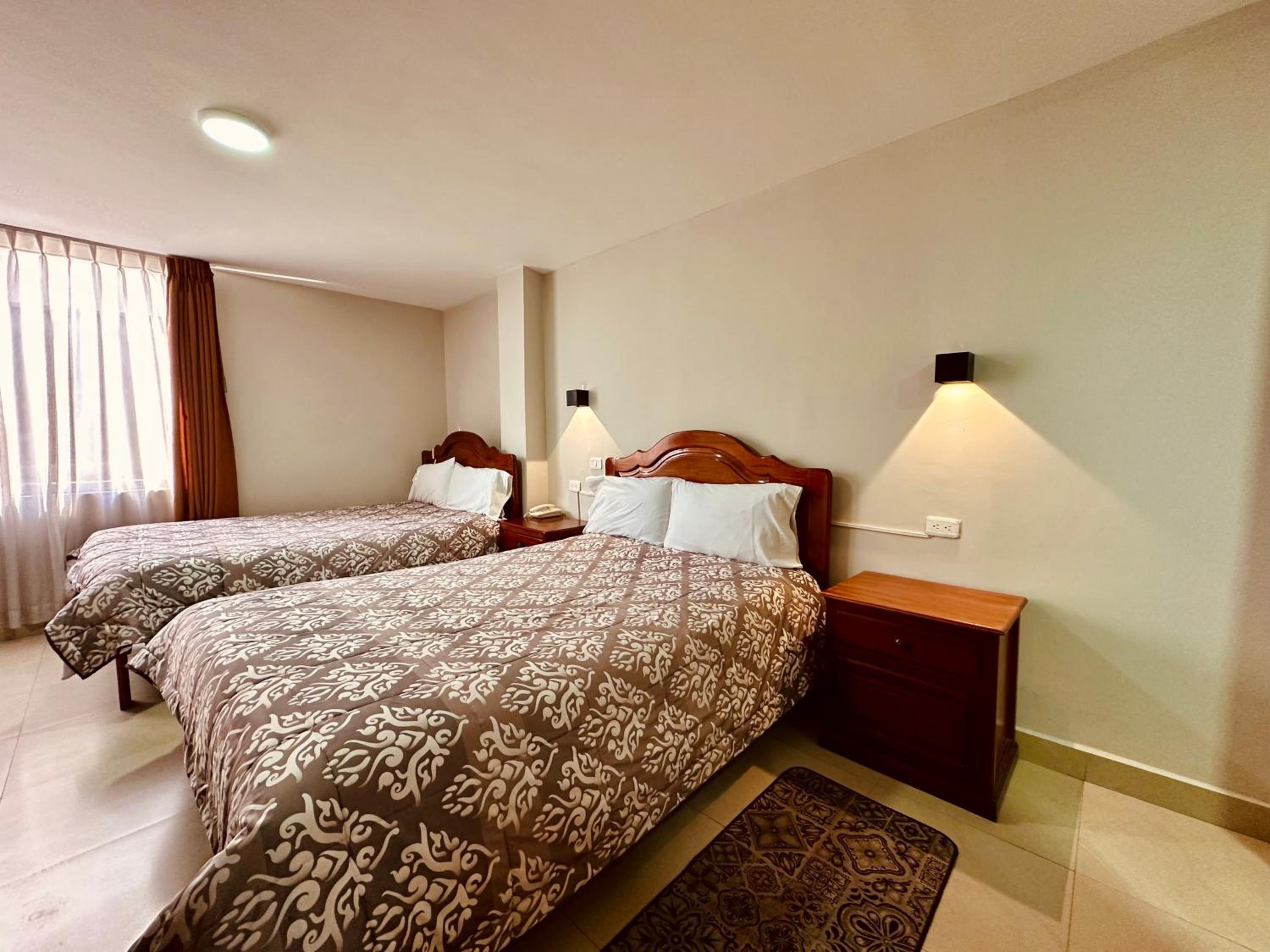 Twin Room with Private Bathroom