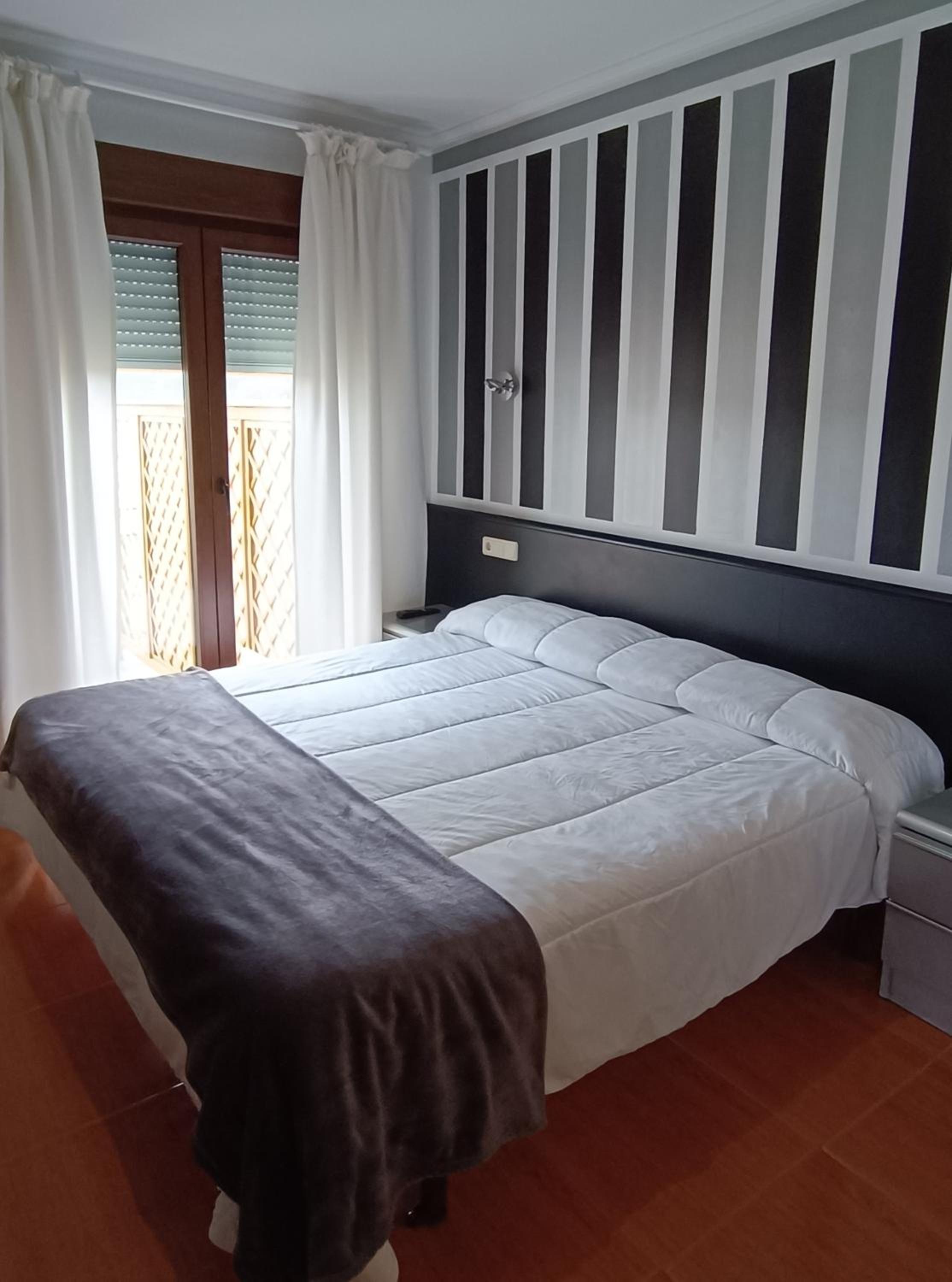 Double or Twin Room with Sea View photo 2