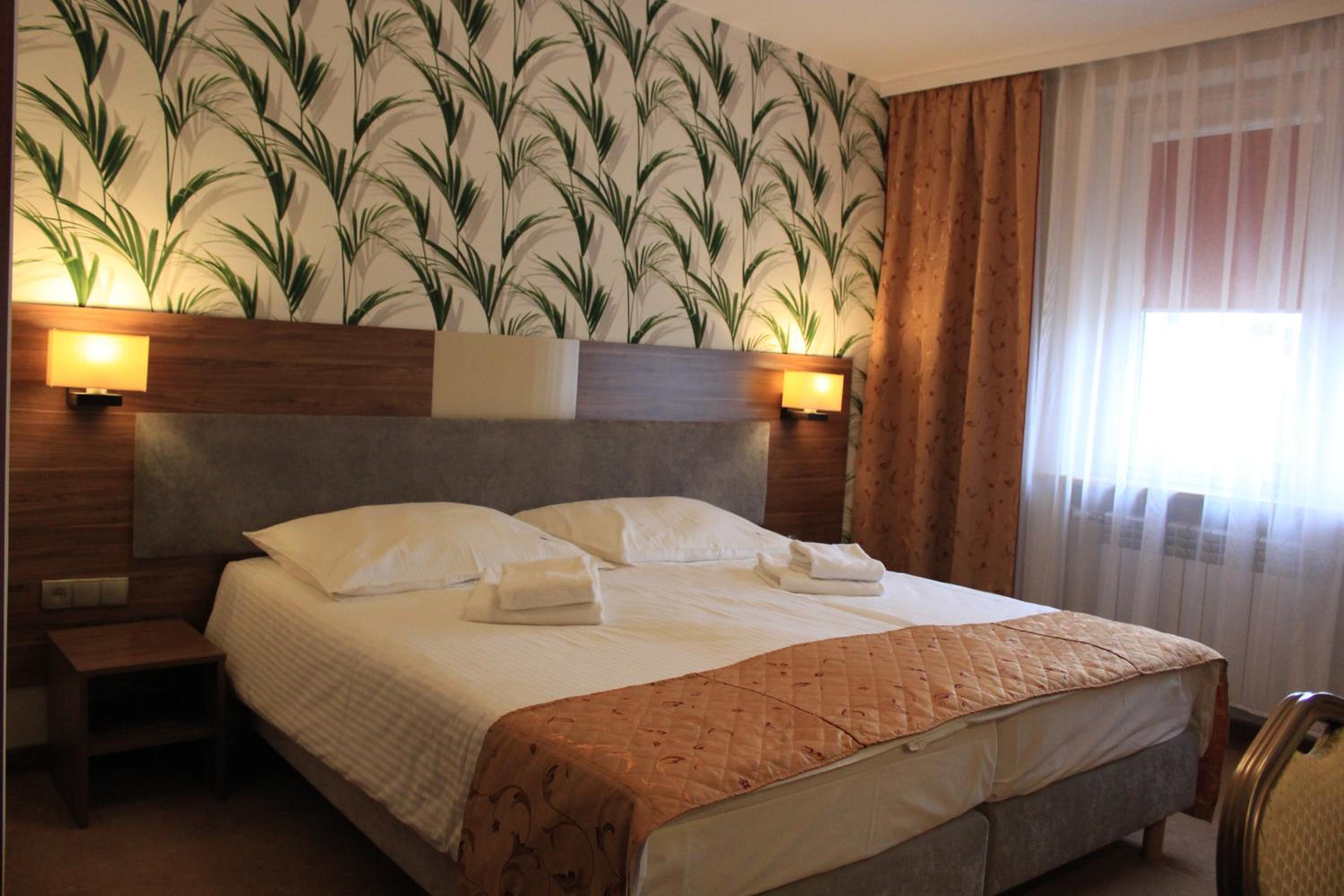 Double or Twin Room - Photo 1