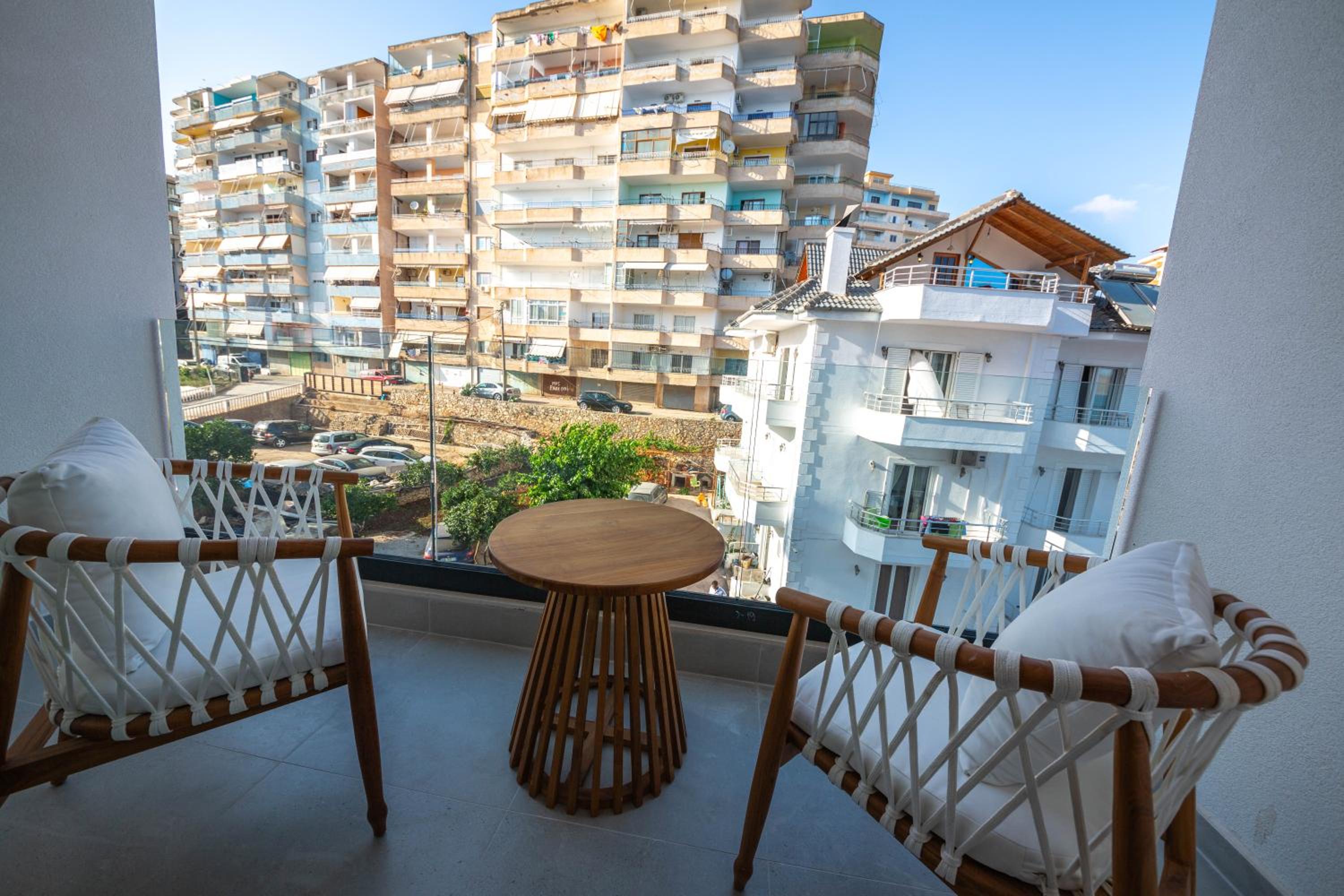 Deluxe Double Room with Balcony photo 3