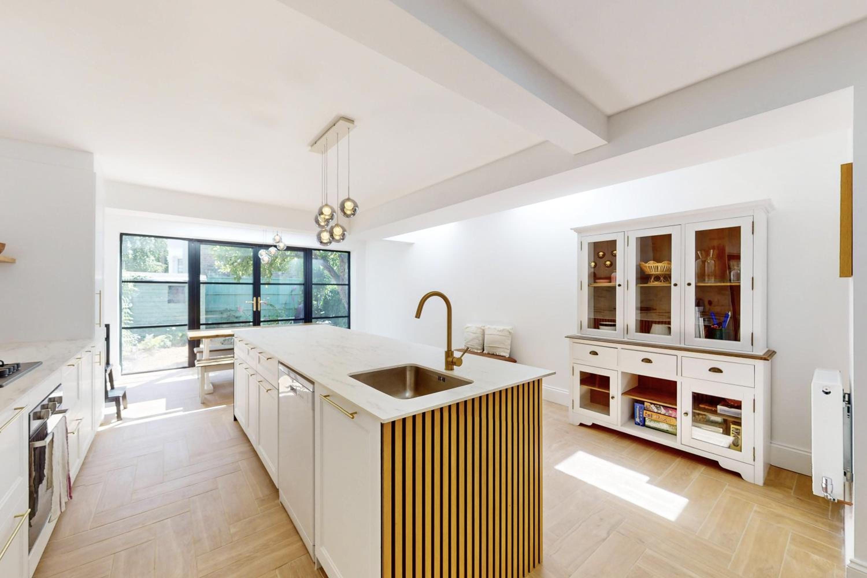 Three-Bedroom House photo 2