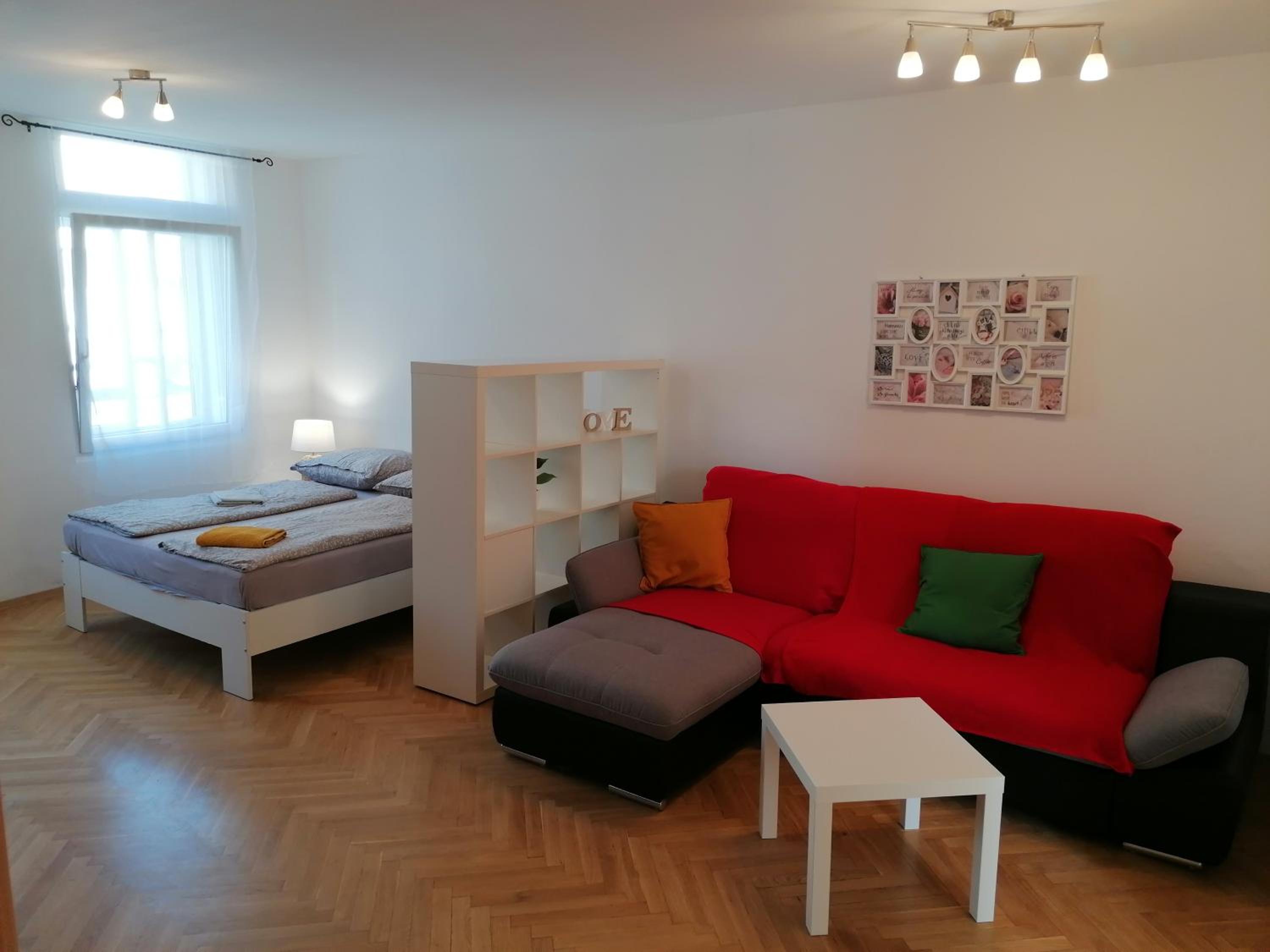 Apartment photo 1