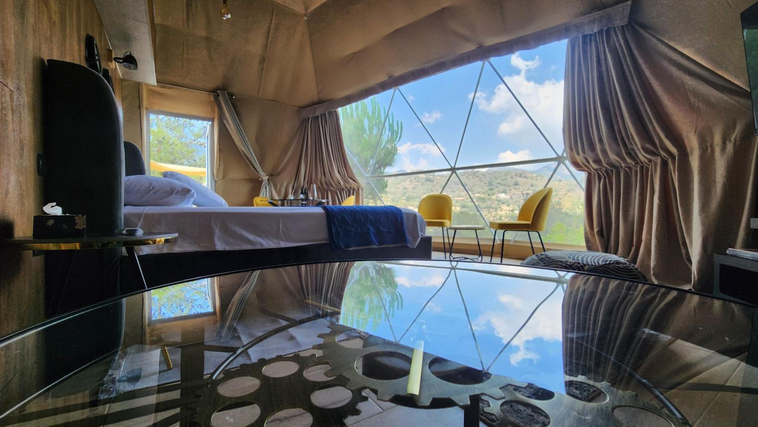 Tent 2 - Photo 6